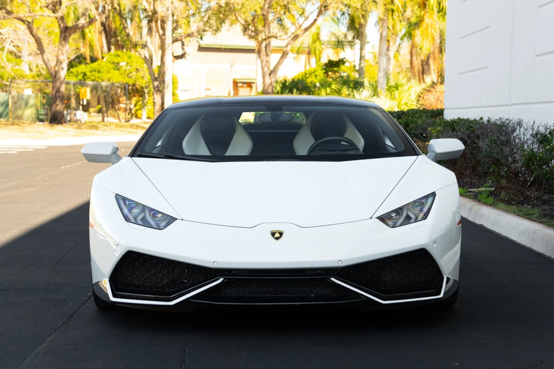 mph001_3085776802_Used_2016_Lamborghini_Huracan_LP_610_4_1771995727_f0156f1642