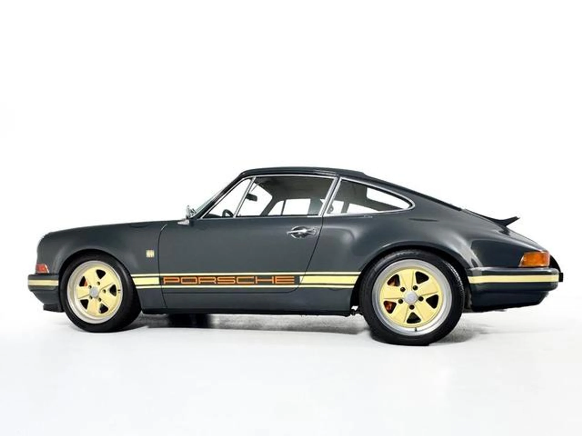 mph001_3087022231_wpt_R_Zx_Rrb_EV_2s_Q_b_5z_X0ud_Tu_Kc_45e3e7bf31