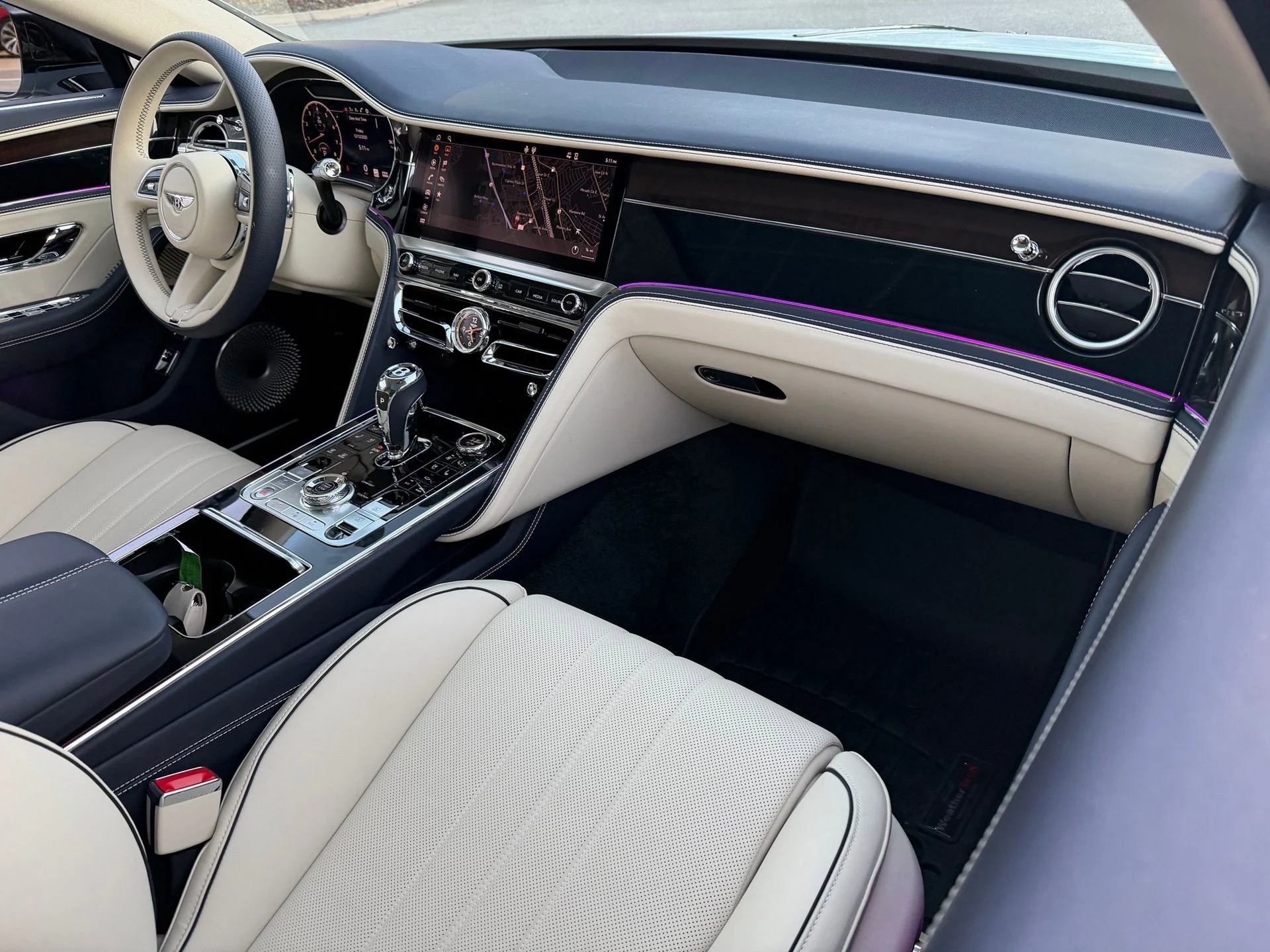 mph001_3093887646_81cd4017ff8c4d42a727aff51f8e15bc_f7c992d009