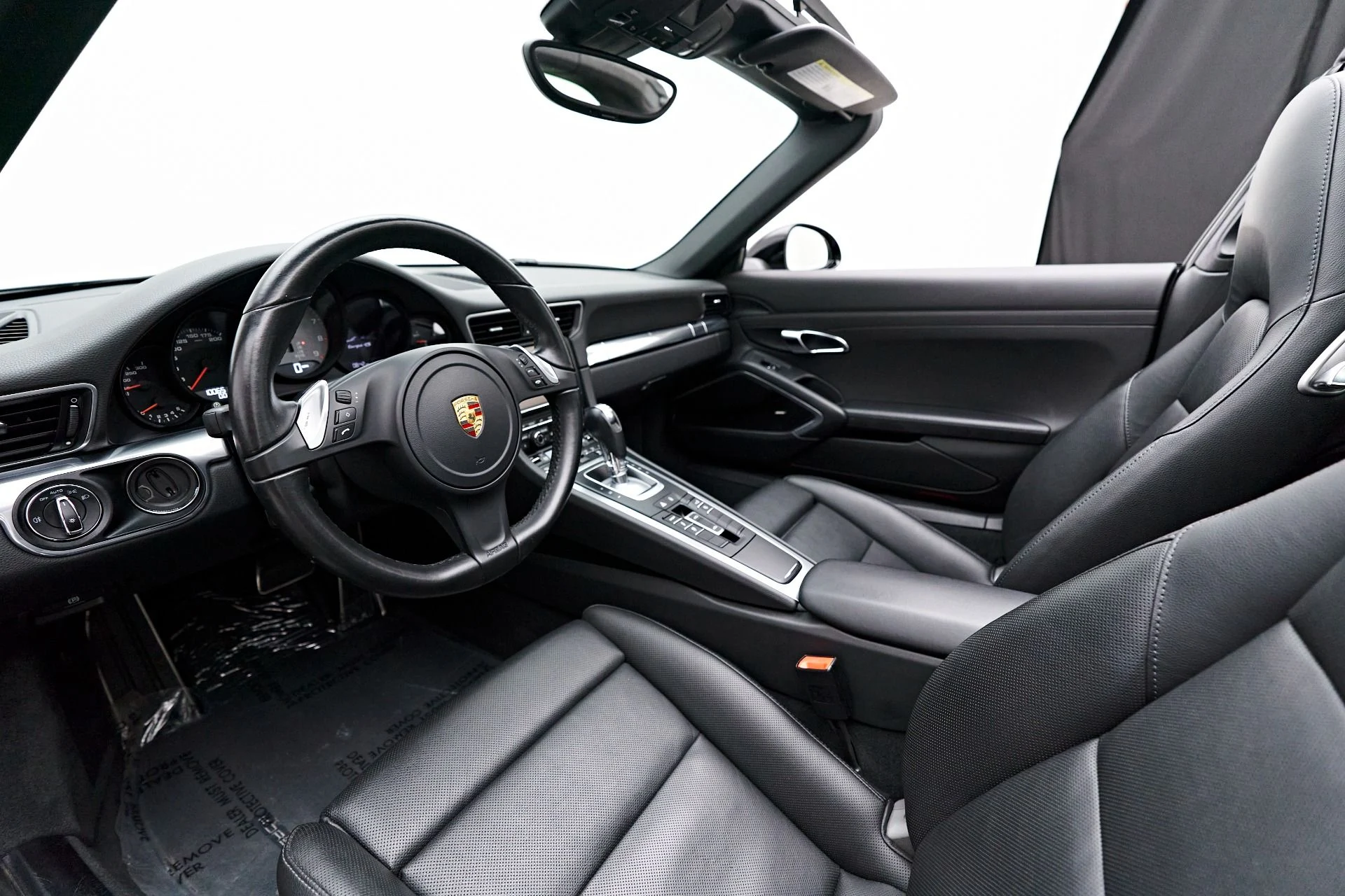 mph001_3094778004_Used_2016_Porsche_911_Targa_4_S_1708643466_e0ccbbee10