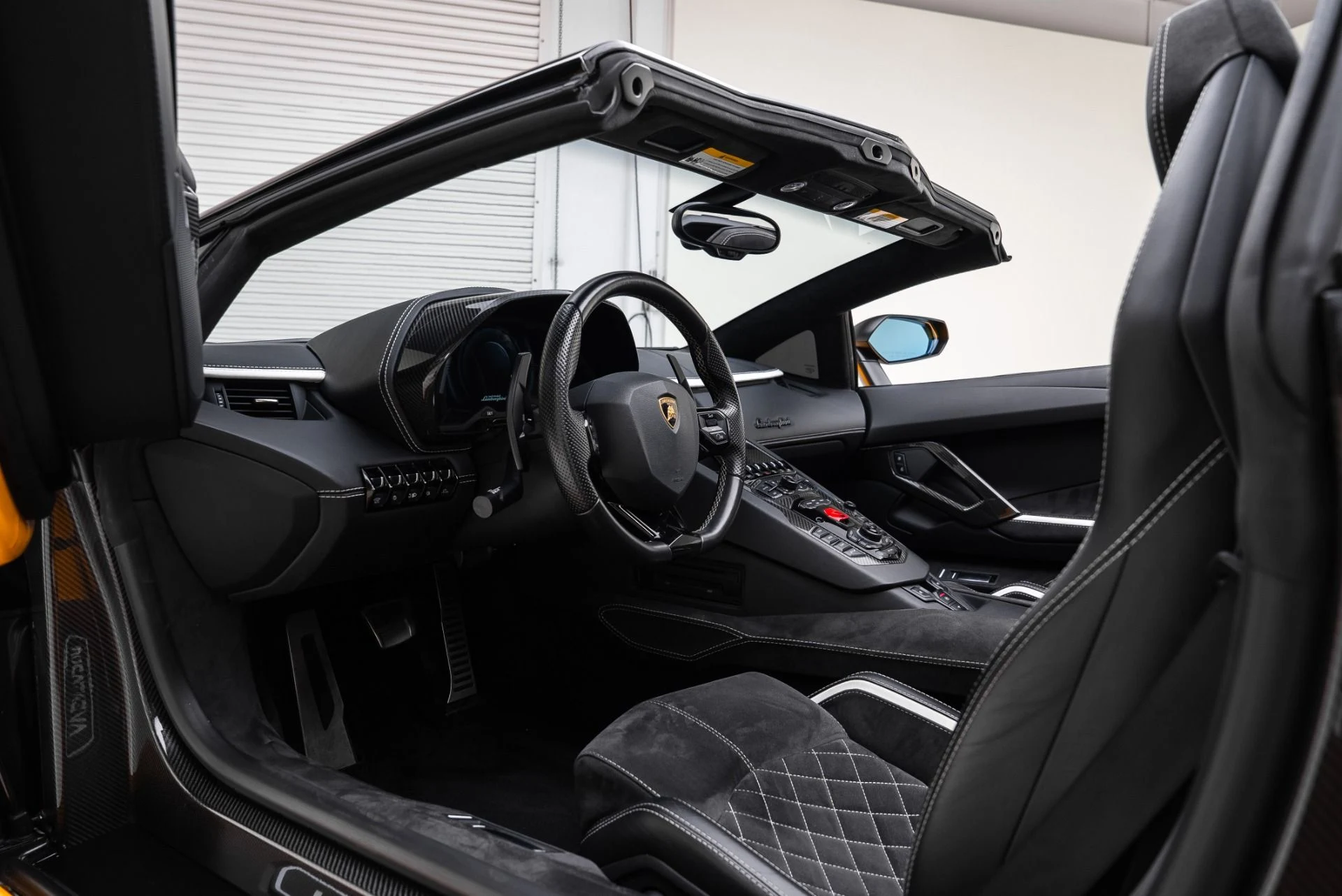 mph001_3096804864_Used_2018_Lamborghini_Aventador_Roadster_LP_740_4_S_1767990844_2b566b17da