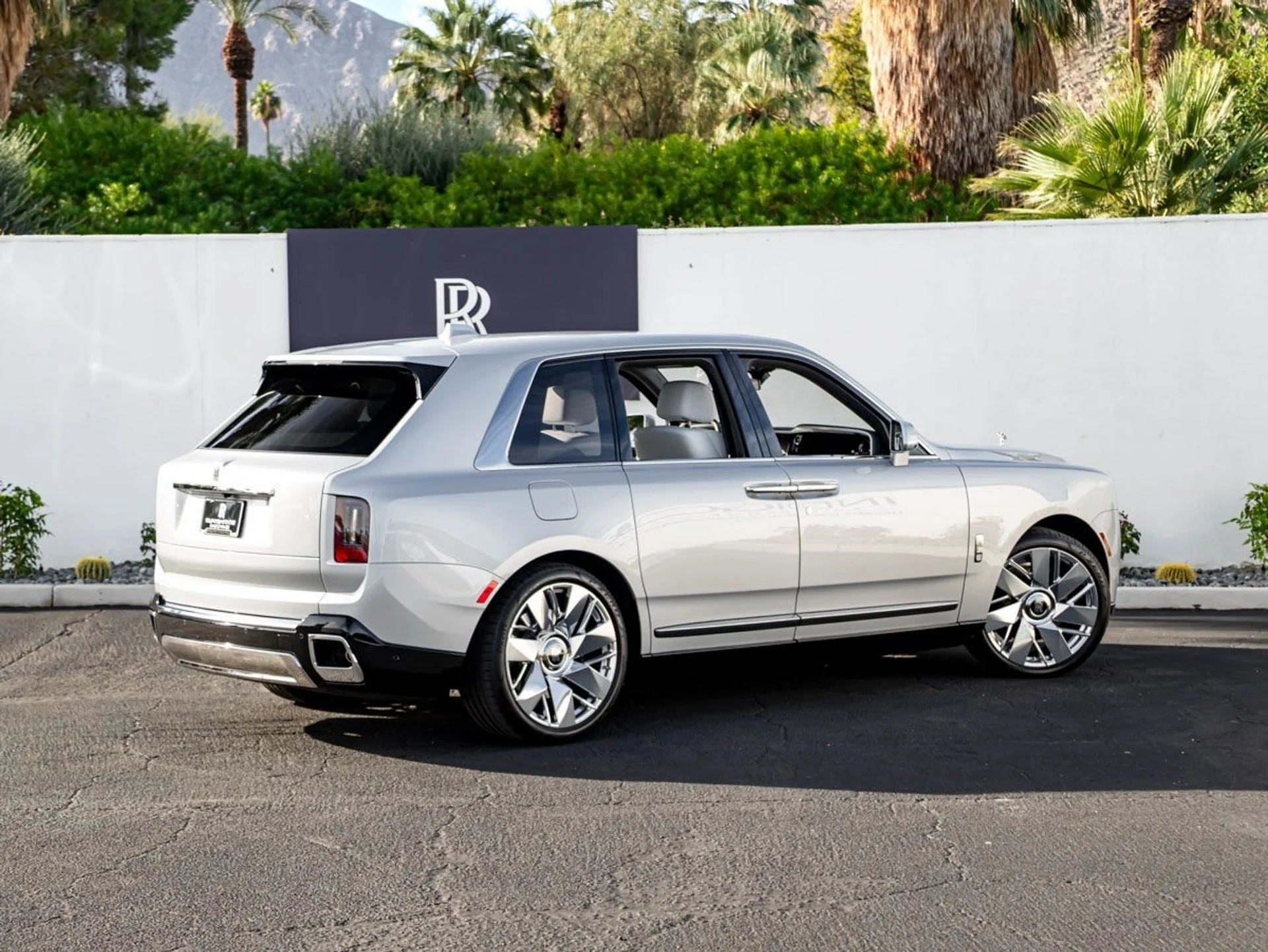 mph001_310051902_2_1266d54ad4