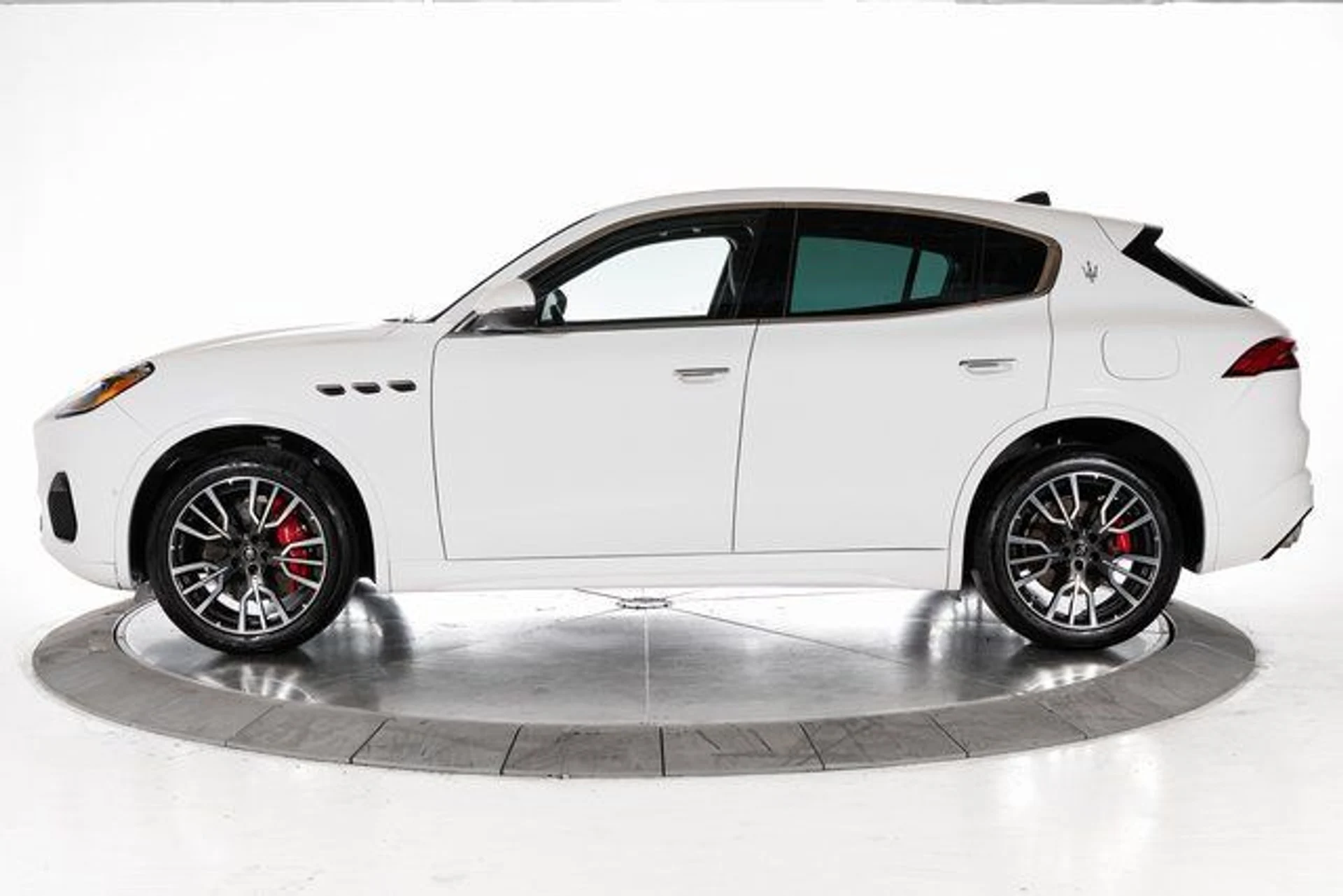 mph001_3102937281_42568fb4fccb9e073c0d7749fc60cdbax_d65cb7493a