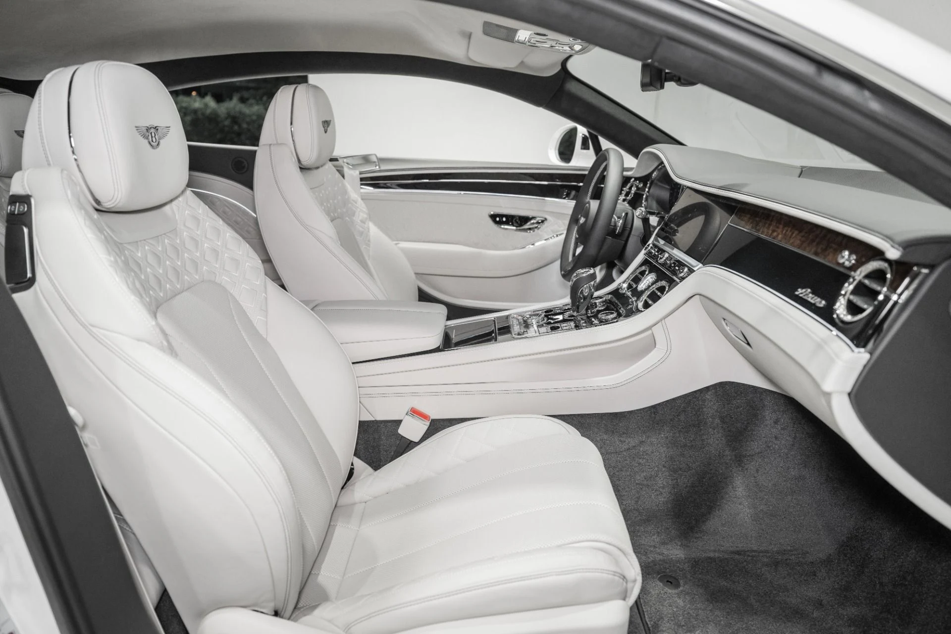 mph001_3122535670_Used_2023_Bentley_Continental_1781624184_20e98fa2ea