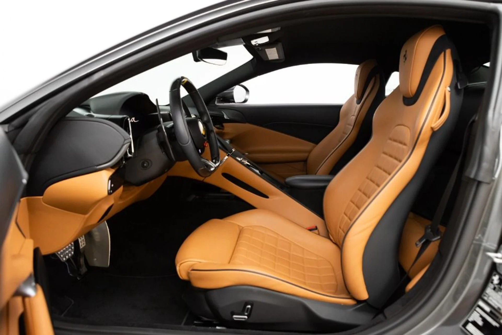 mph001_312863636_Used_2023_Ferrari_Roma_387447de2a