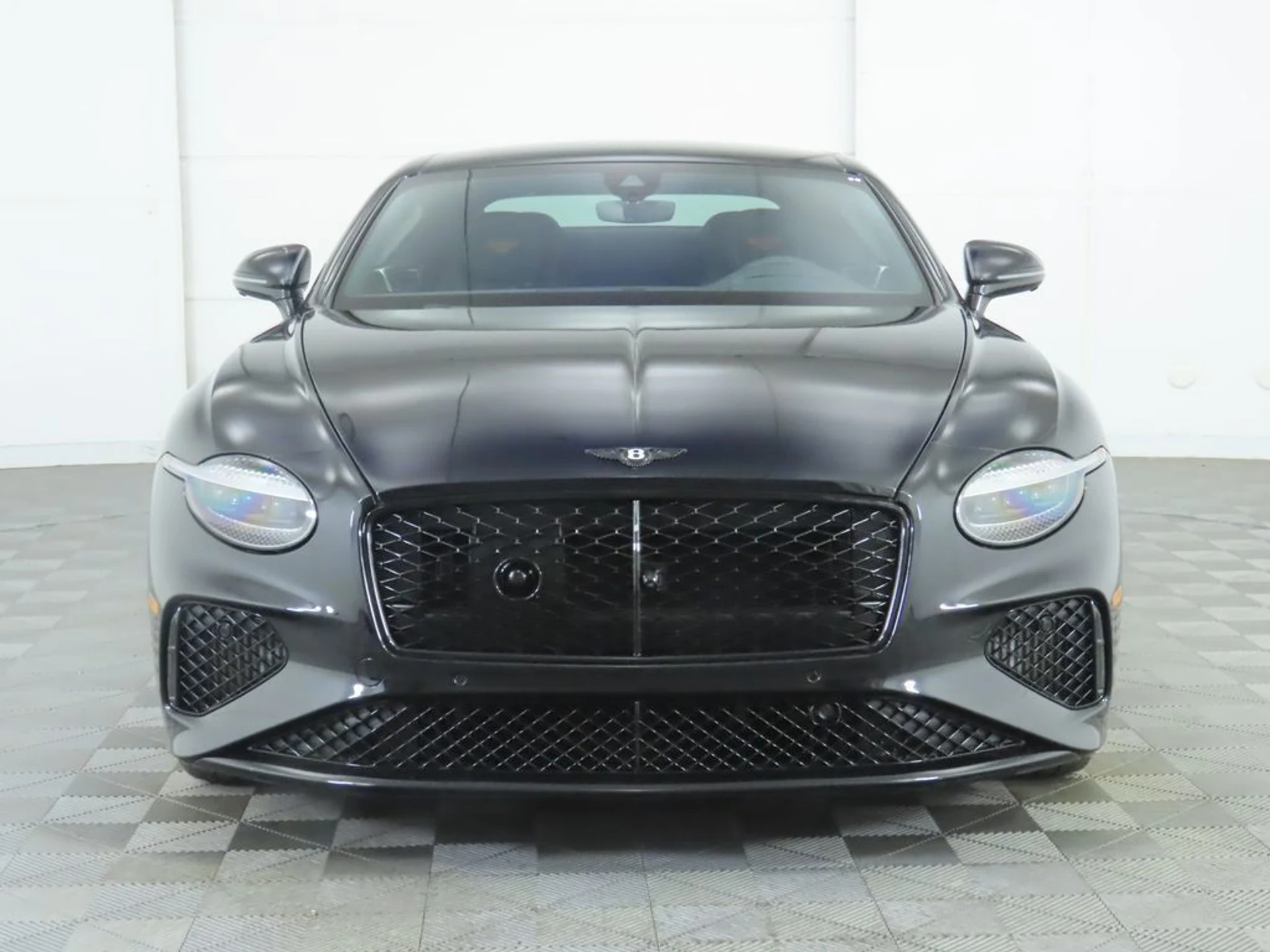 mph001_3129608020_new_2025_bentley_continental_gtblackeditioncoupe_8119_22910188_2_1024_685d250ef5