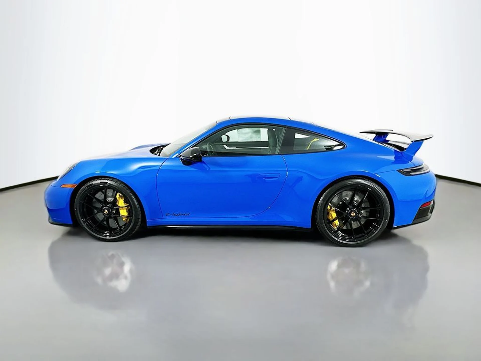 mph001_3134918591_764830ed33891eaa231e268ce29b1fbax_1e4a89ccdf