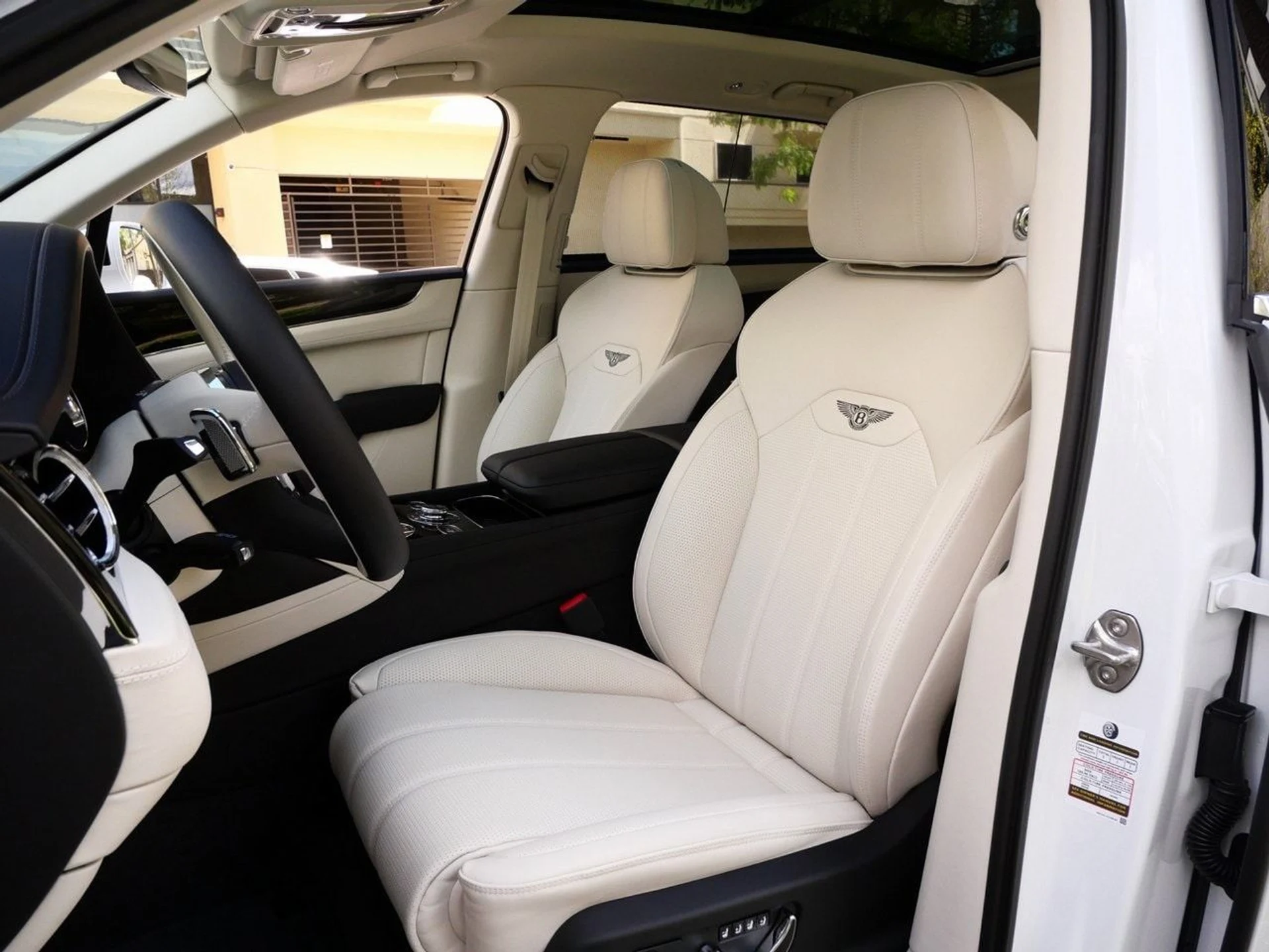 mph001_3136434743_9be1ff56f56bc049a92da618cad4aebax_b462c57d60