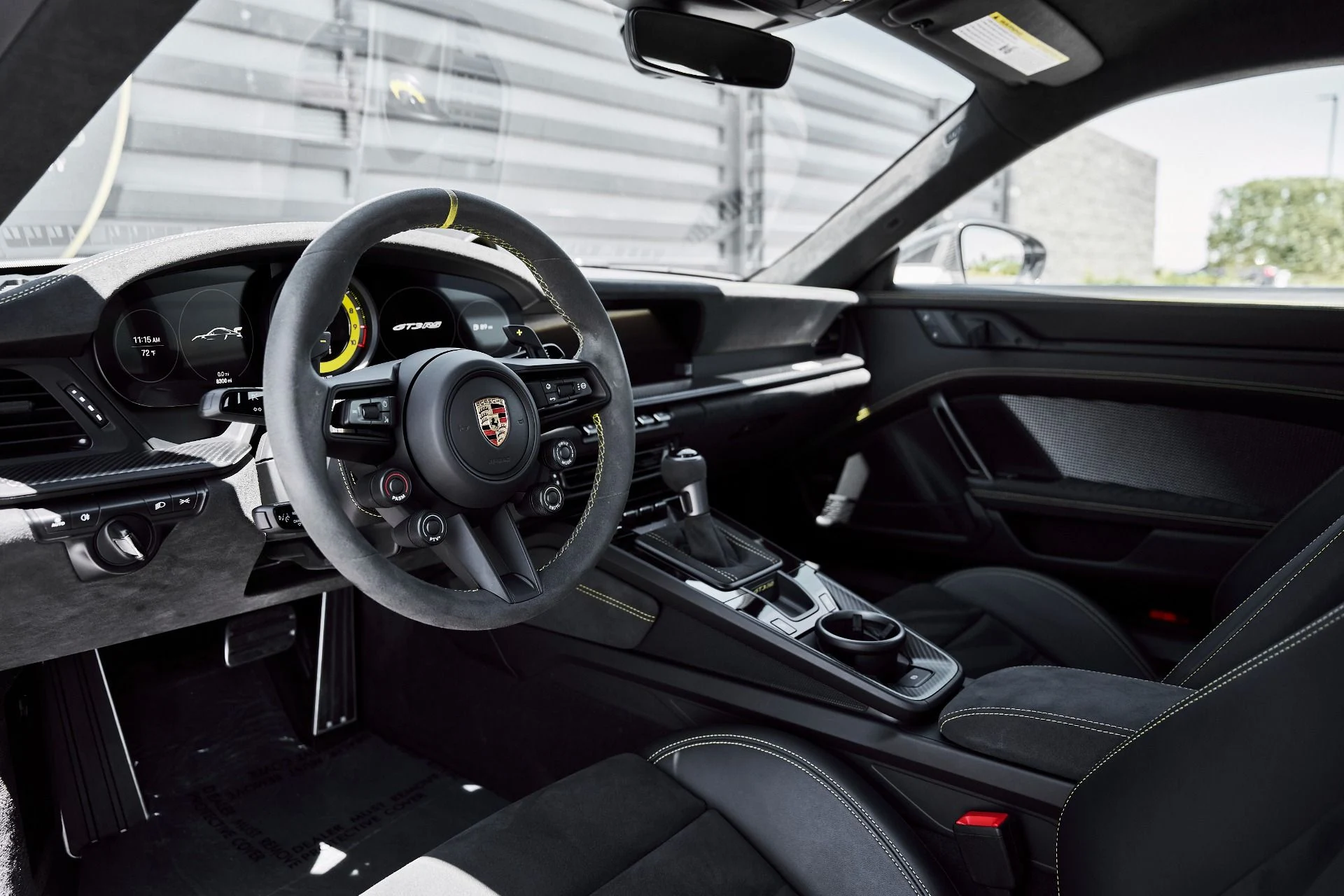 mph001_3136822831_Used_2025_Porsche_911_GT_3_RS_1780614662_fbd2209a8c