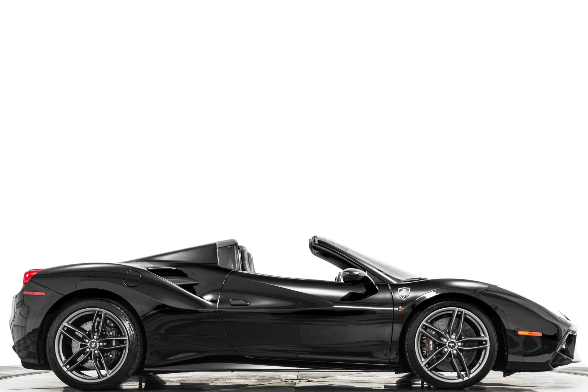 mph001_313705218_Used_2018_Ferrari_488_Spider_Extensive_Carbon_Fiber_Trim_Low_Miles_1776720034_38d78b78df