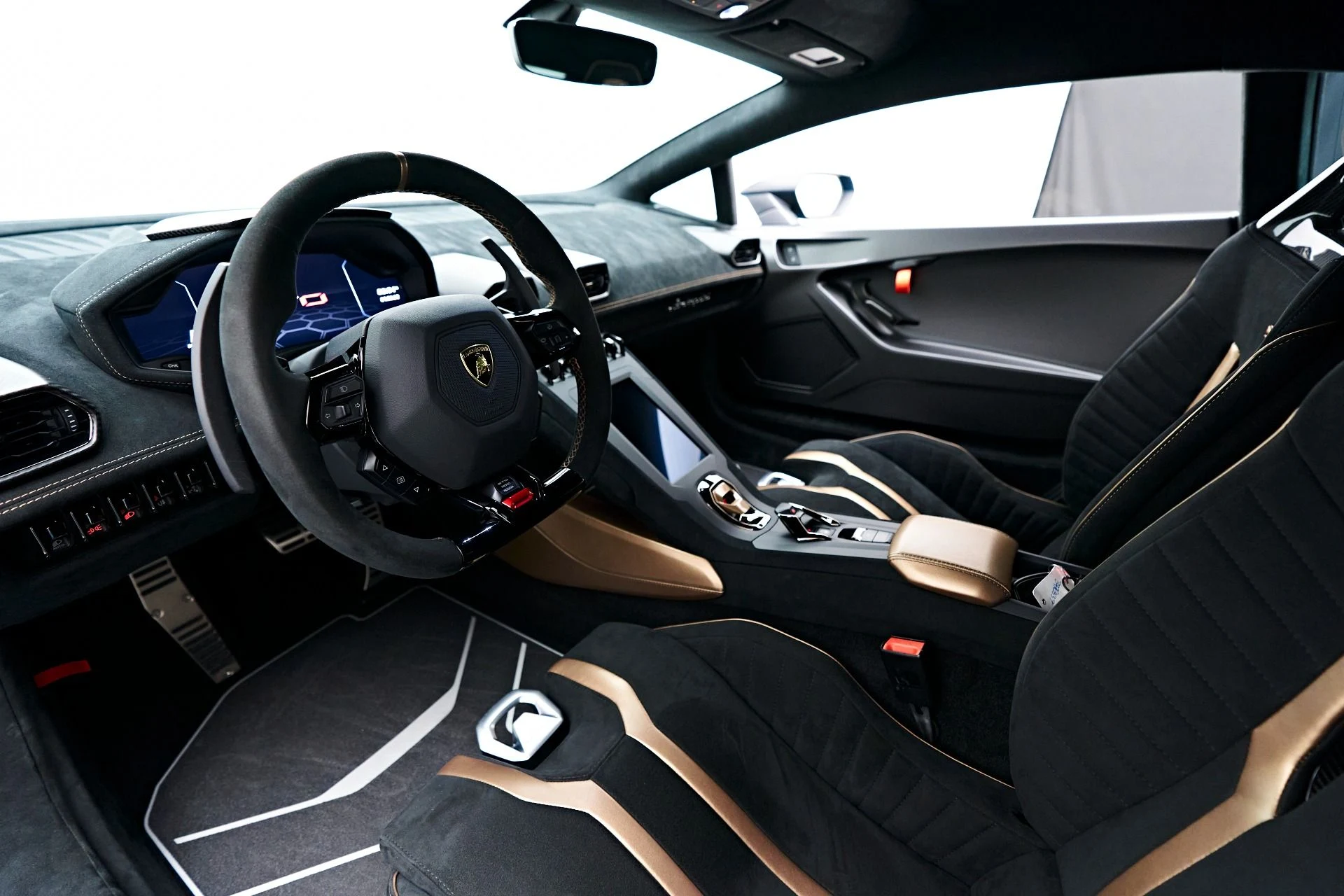 mph001_313907743_Used_2022_Lamborghini_Huracan_STO_Base_1732754503_0f810ab67f