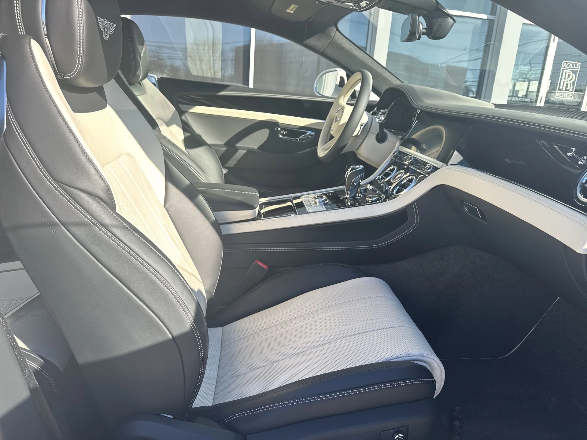 mph001_315180142_9b1b28574b42743d41ce6d4270d15983x_1655fbbb28