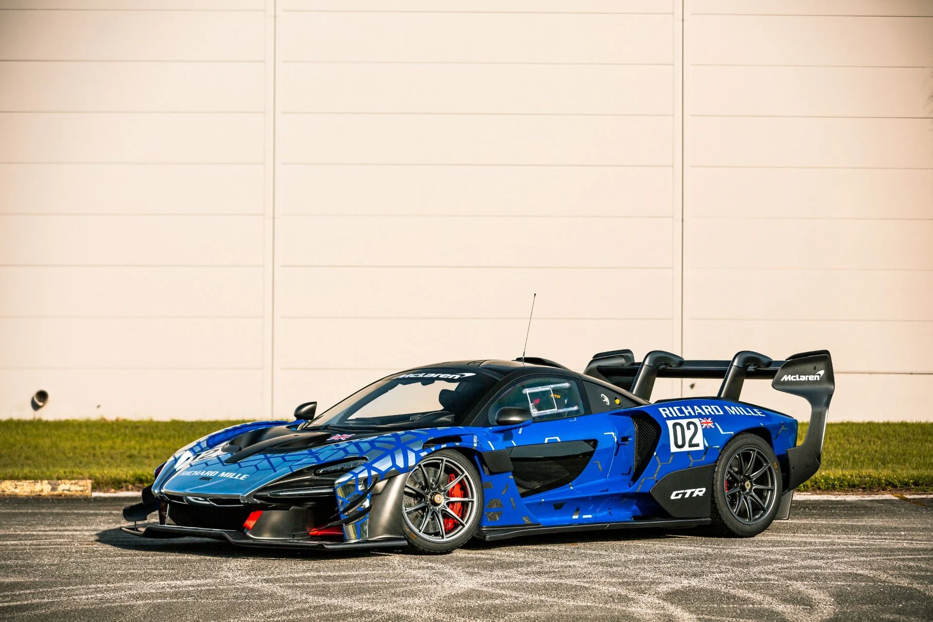 mph001_3159025309_Used_2020_Mc_Laren_Senna_GTR_6be91105a9