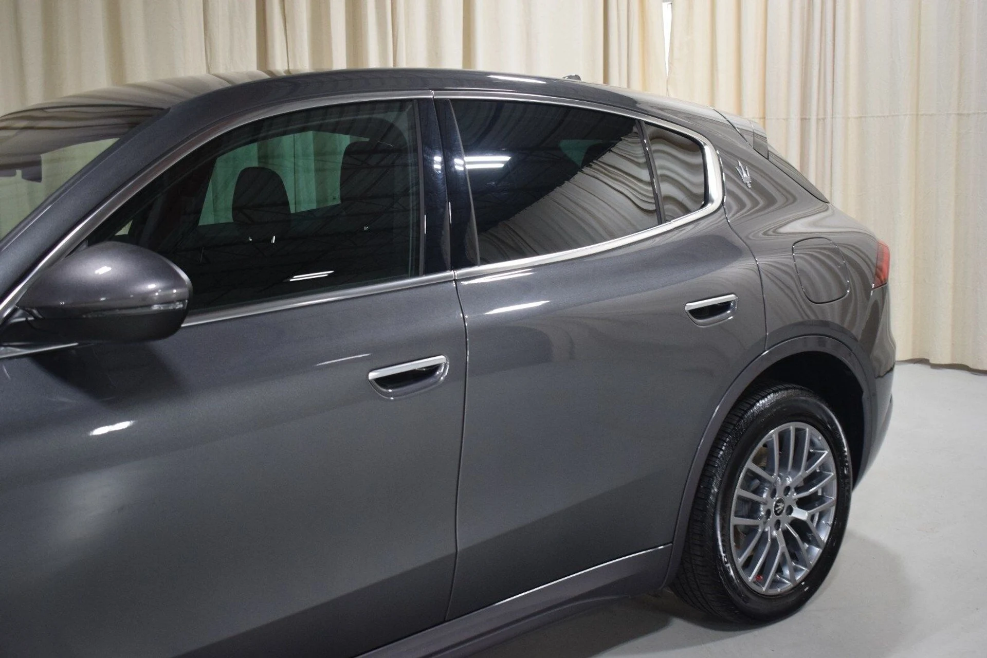 mph001_3167192610_01669ef50827175b63856d9032748cb3x_15a86b61b7