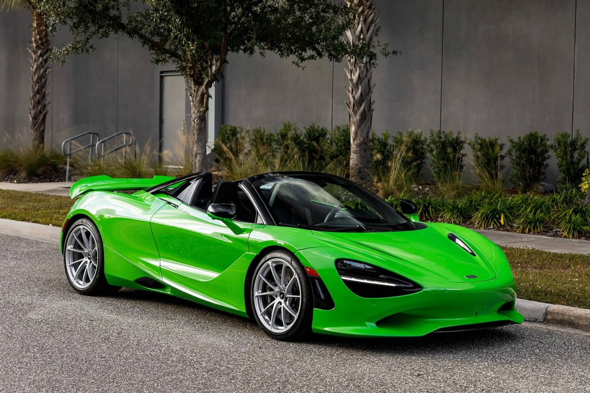 mph001_3174495813_610_p2_l_2960badc52