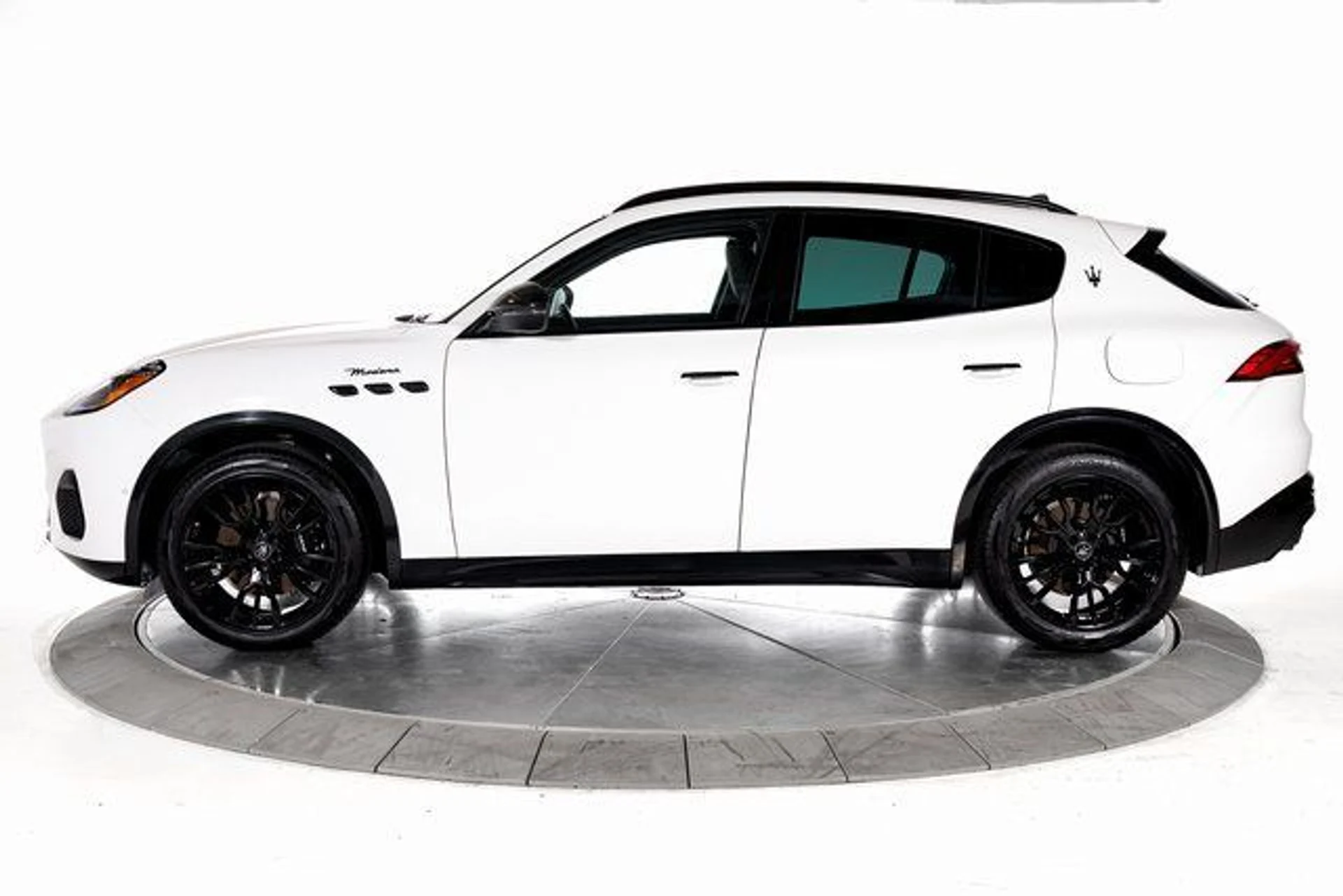 mph001_3183482506_b874c2b3cdf7355d2fa68e78bd6b5cc0x_27259e2e3d