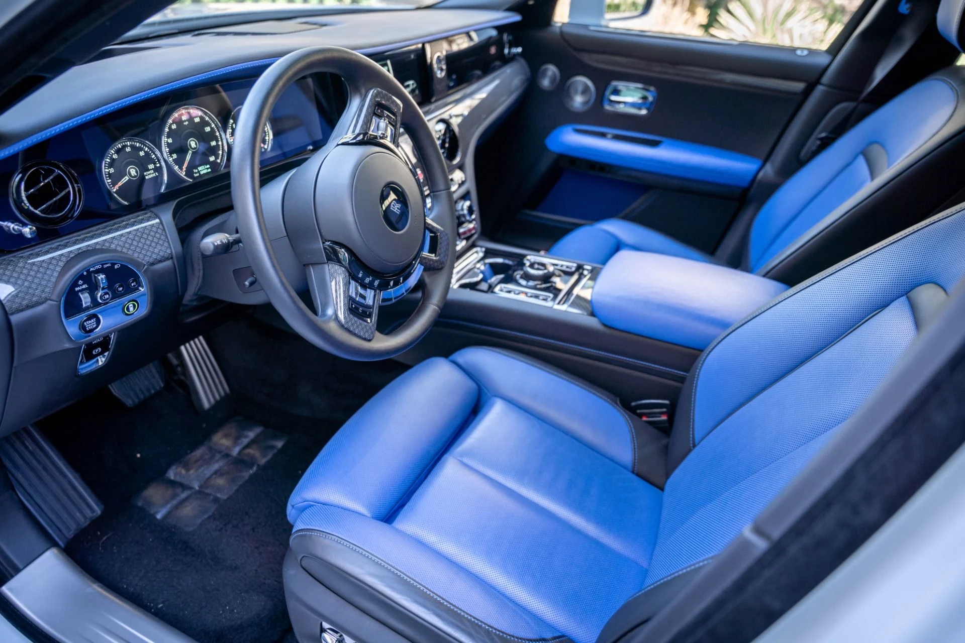 mph001_3188591416_Used_2022_Rolls_Royce_Black_Badge_Ghost_1772144712_bd3e959783