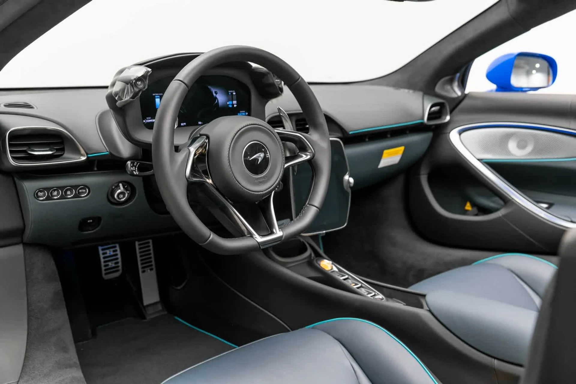 mph001_3191224764_2_efec85f618