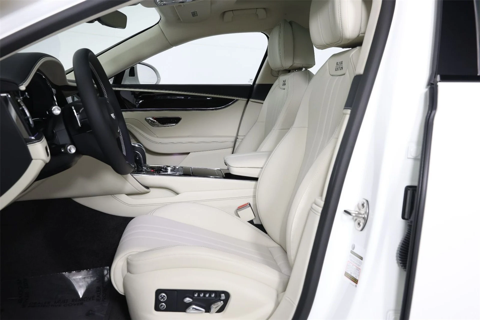 mph001_3192673516_9d64d3bf67391faee2a6e28ef2259a7a_141497936d