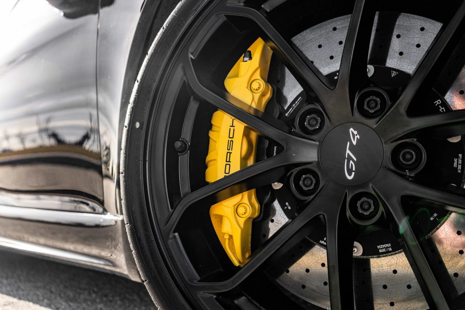mph001_3201164895_porsche_718_cayman_2020_2aec9681ea