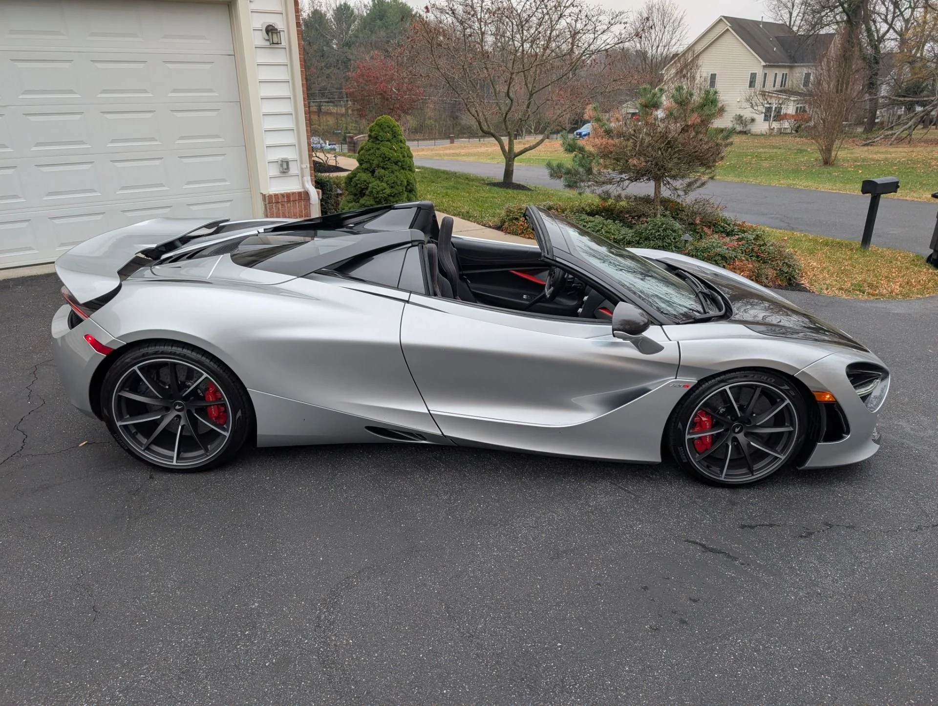 mph001_320144721_Used_2022_Mc_Laren_720_S_Spider_Performance_1763772358_292b8db5ea