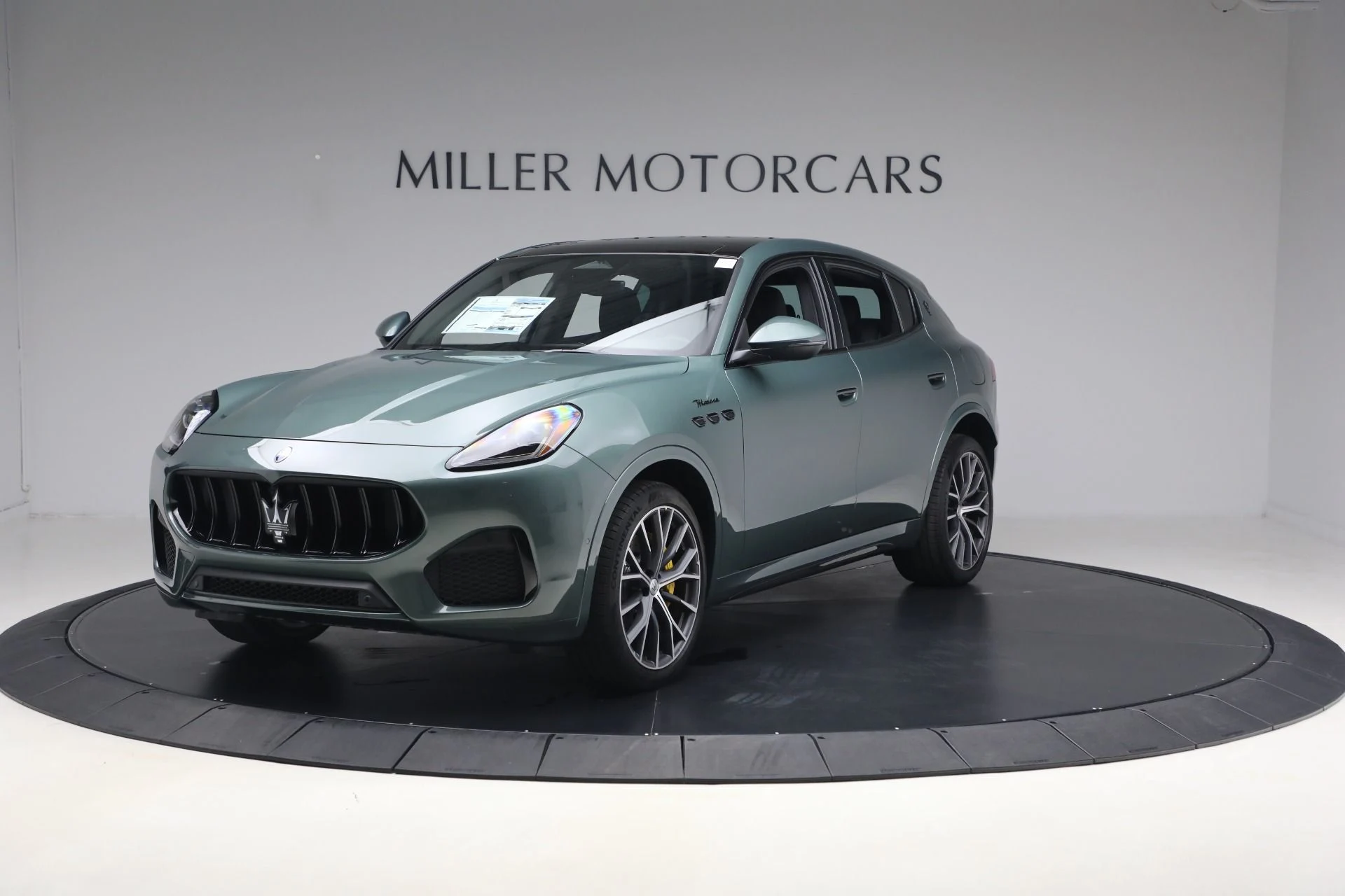 mph001_3207382312_New_2026_Maserati_Grecale_Modena_1773935518_74795dce6f