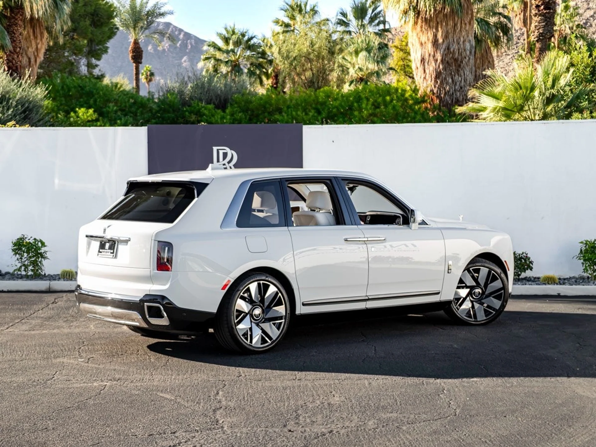 mph001_3207513046_2_d22d8e3fe4