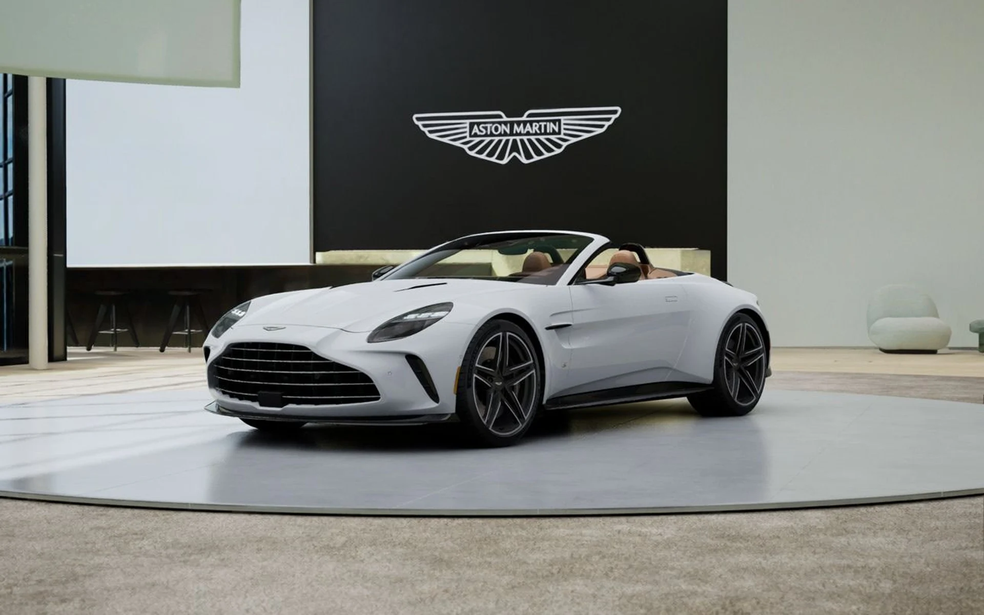 mph001_3215571301_New_2027_Aston_Martin_Vantage_S_Roadster_f2fd288166
