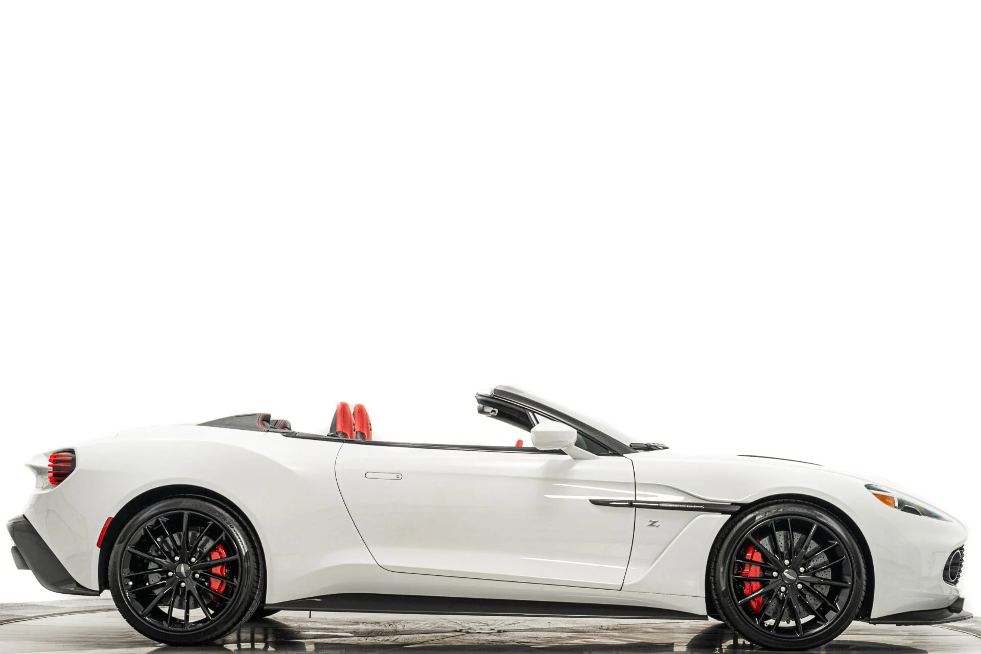 mph001_3221559473_Used_2018_Aston_Martin_Vanquish_Zagato_Volante_74_of_99_Built_Massive_848_K_MSRP_463_Original_Miles_1767103941_a1074e392b