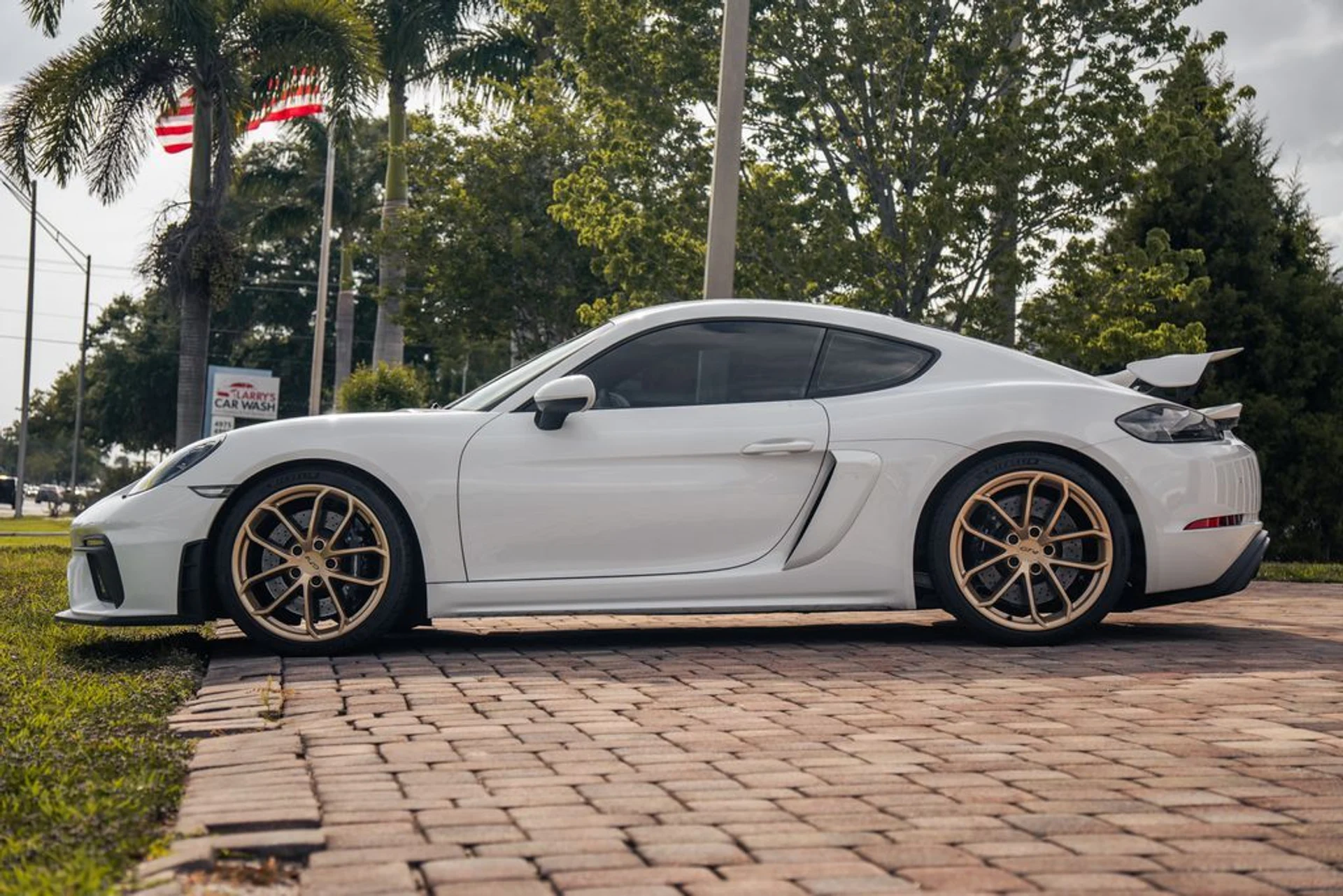 mph001_3225299077_c2f666ba42424b41454a1f7f0f559003x_5986c925f2