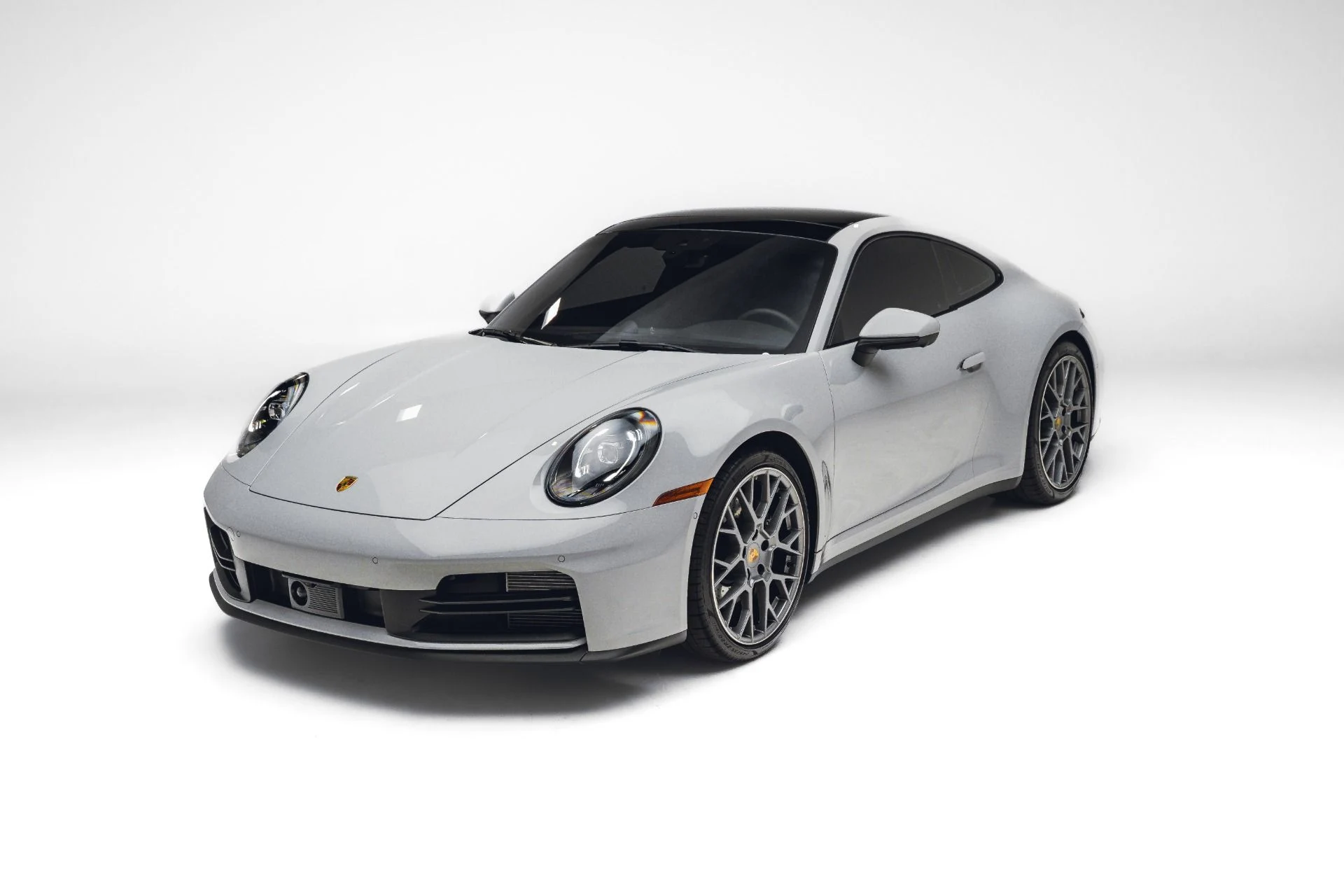 mph001_3229493394_Used_2025_Porsche_911_Carrera_1781738853_5c102631d0