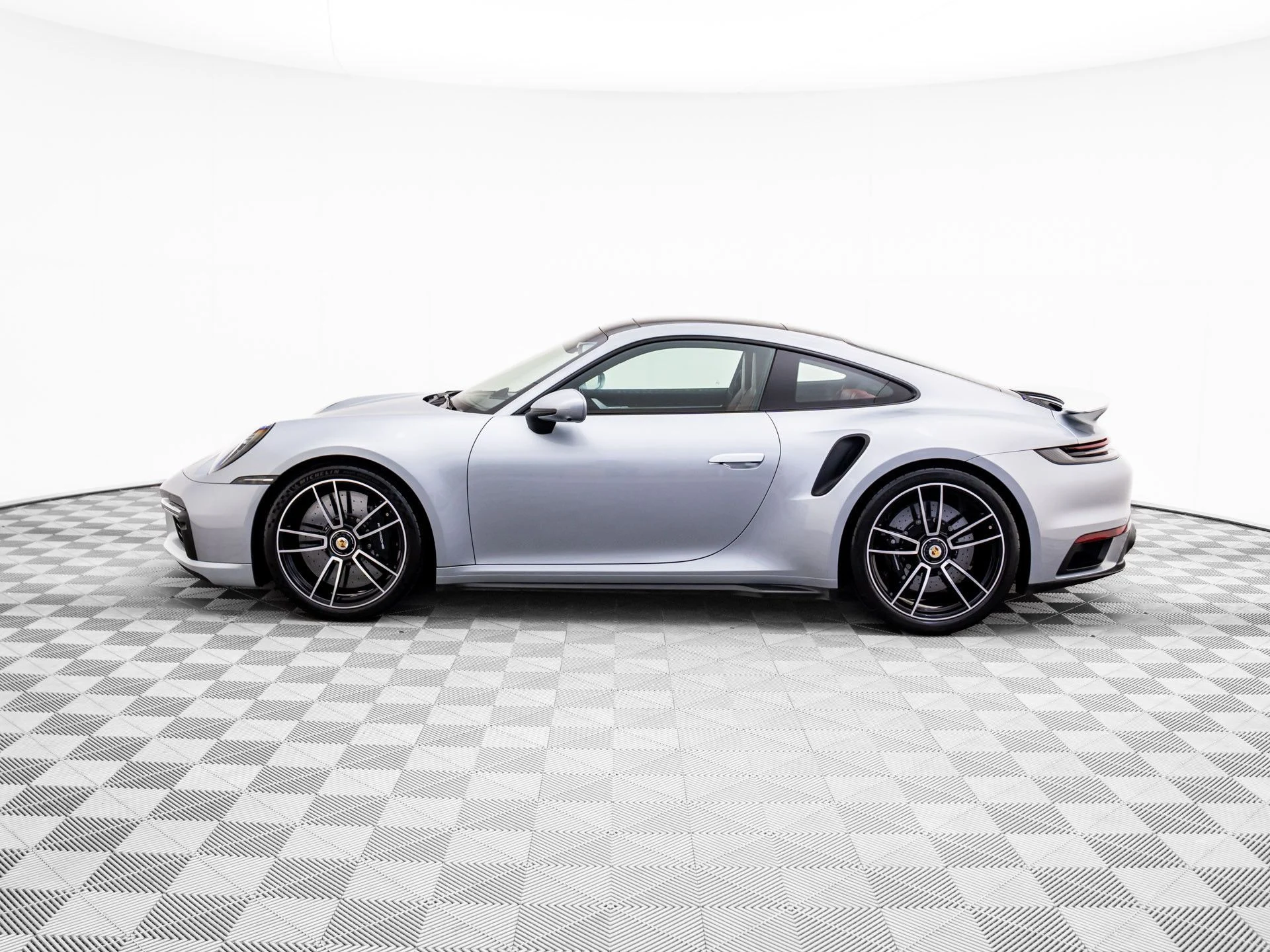 mph001_3235398069_90a49e44e9a5ce64e035d3f2cf3e6622x_6210a9f2b6