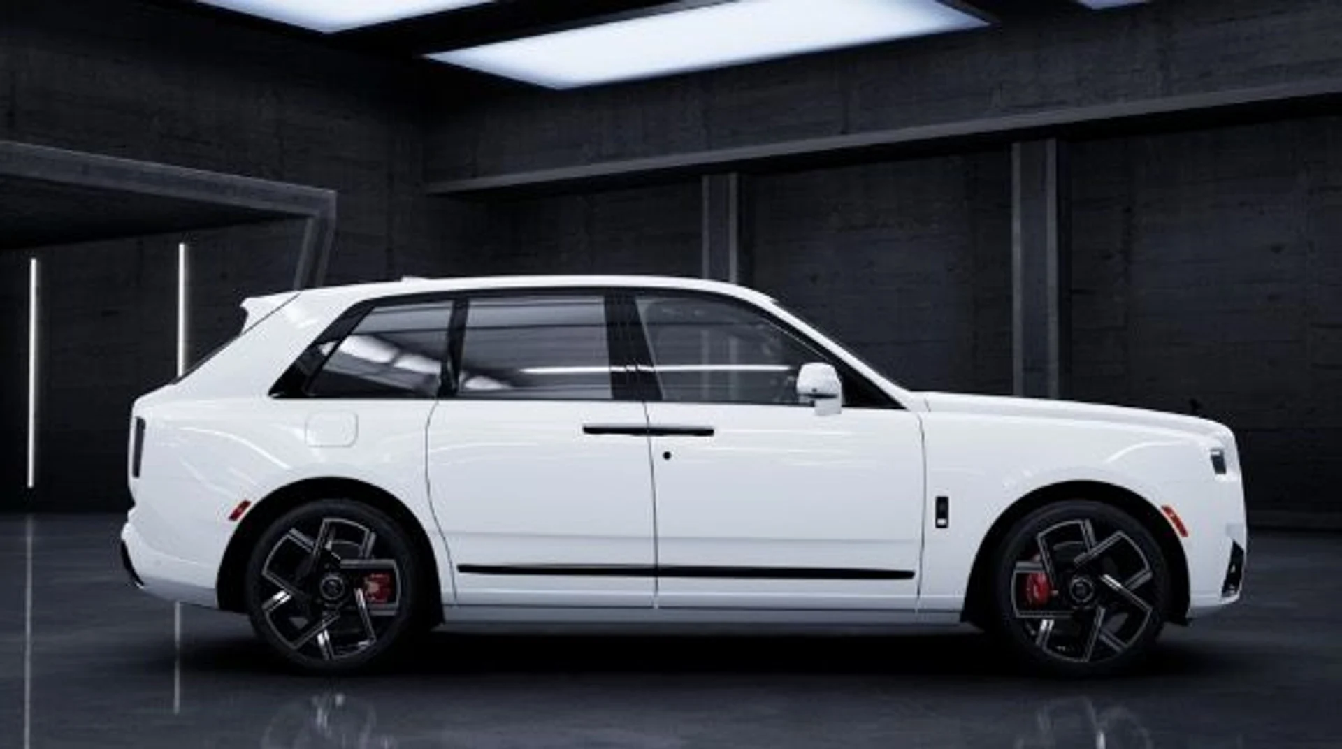 mph001_3237746385_New_2026_Rolls_Royce_Black_Badge_Cullinan_6c2fe3e0d2