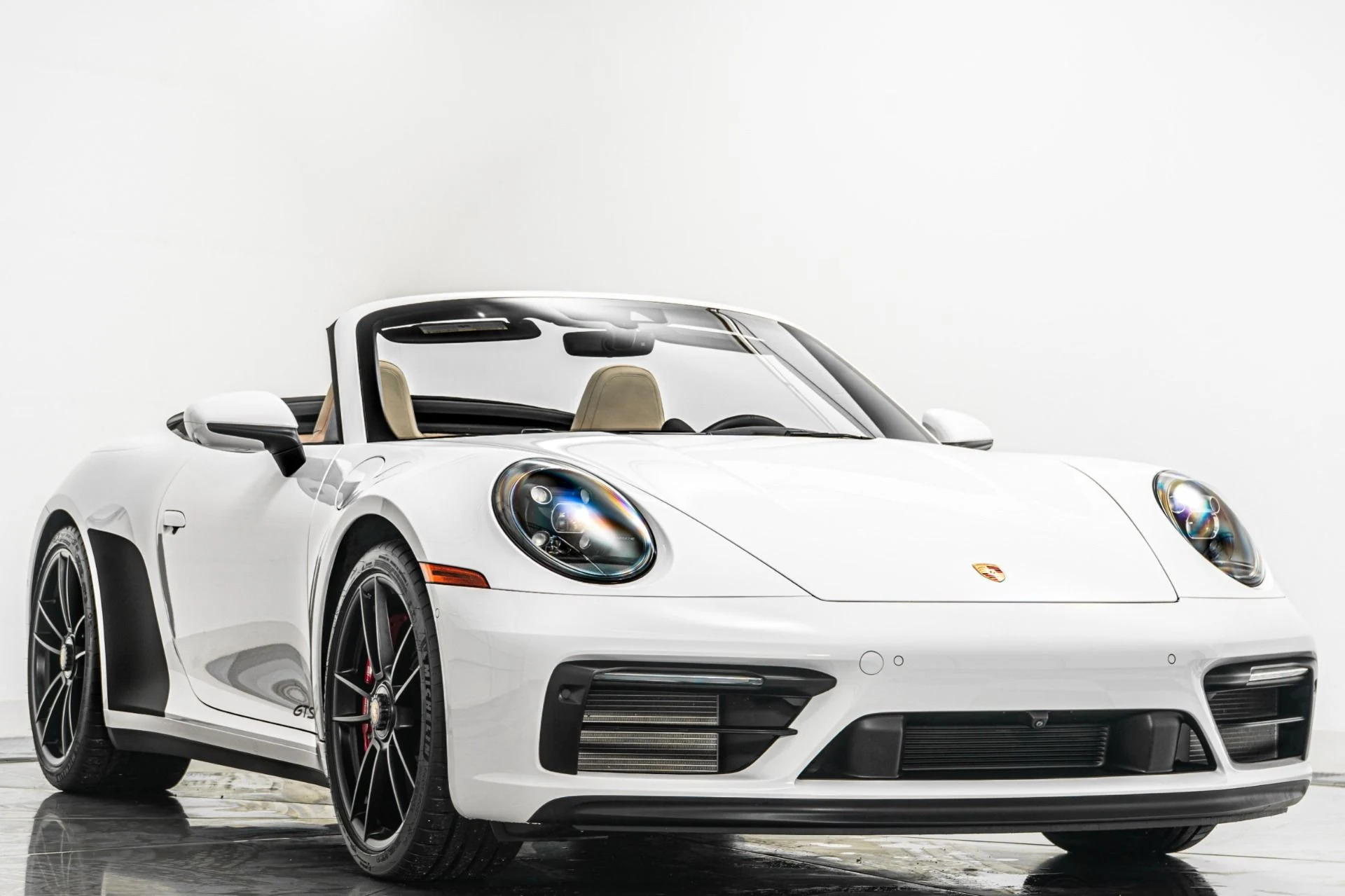 mph001_3239426589_Used_2023_Porsche_911_Carrera_4_GTS_1754326404_a194c4d6f4