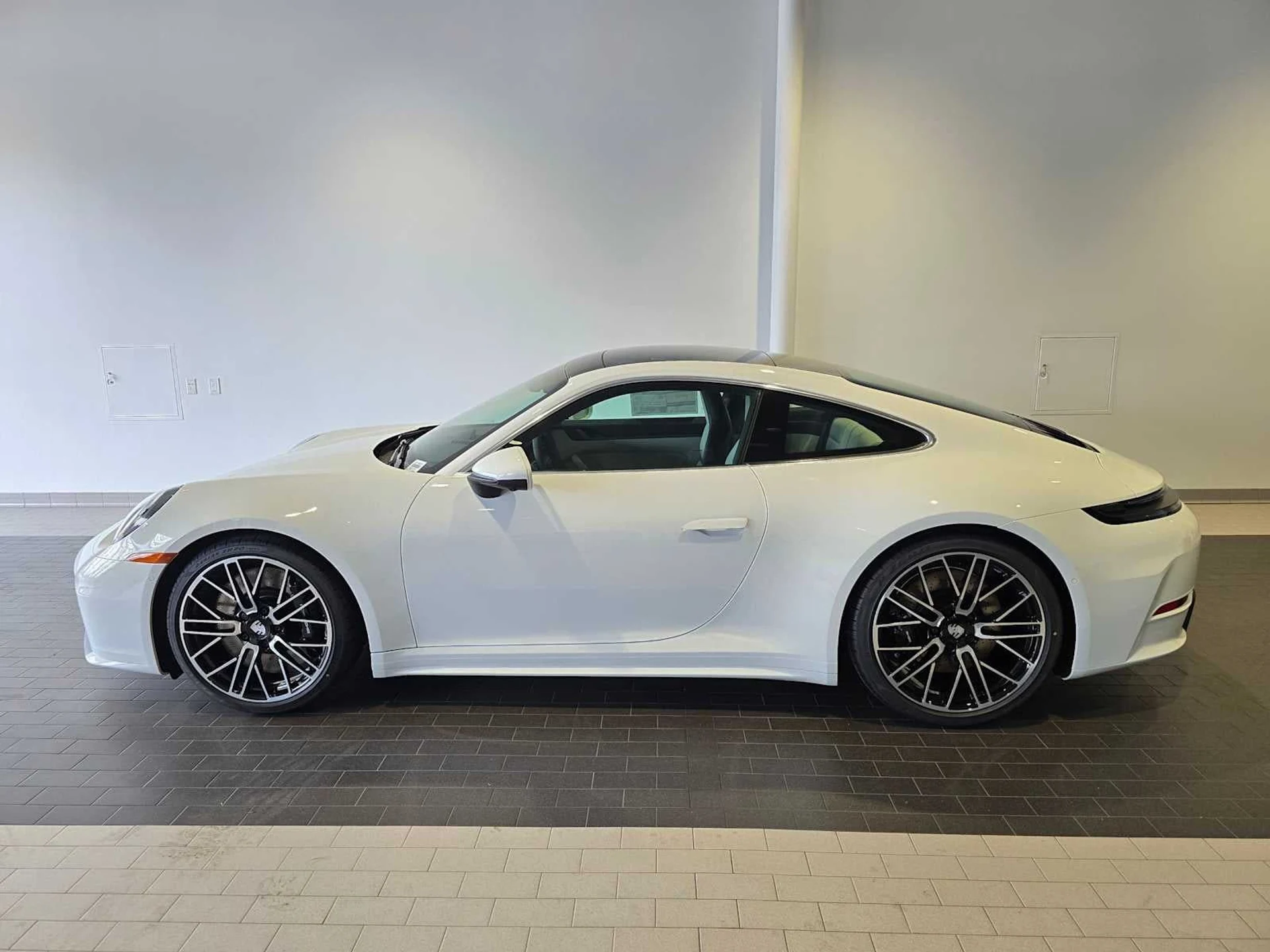 mph001_324153619_2_1b89c6468e