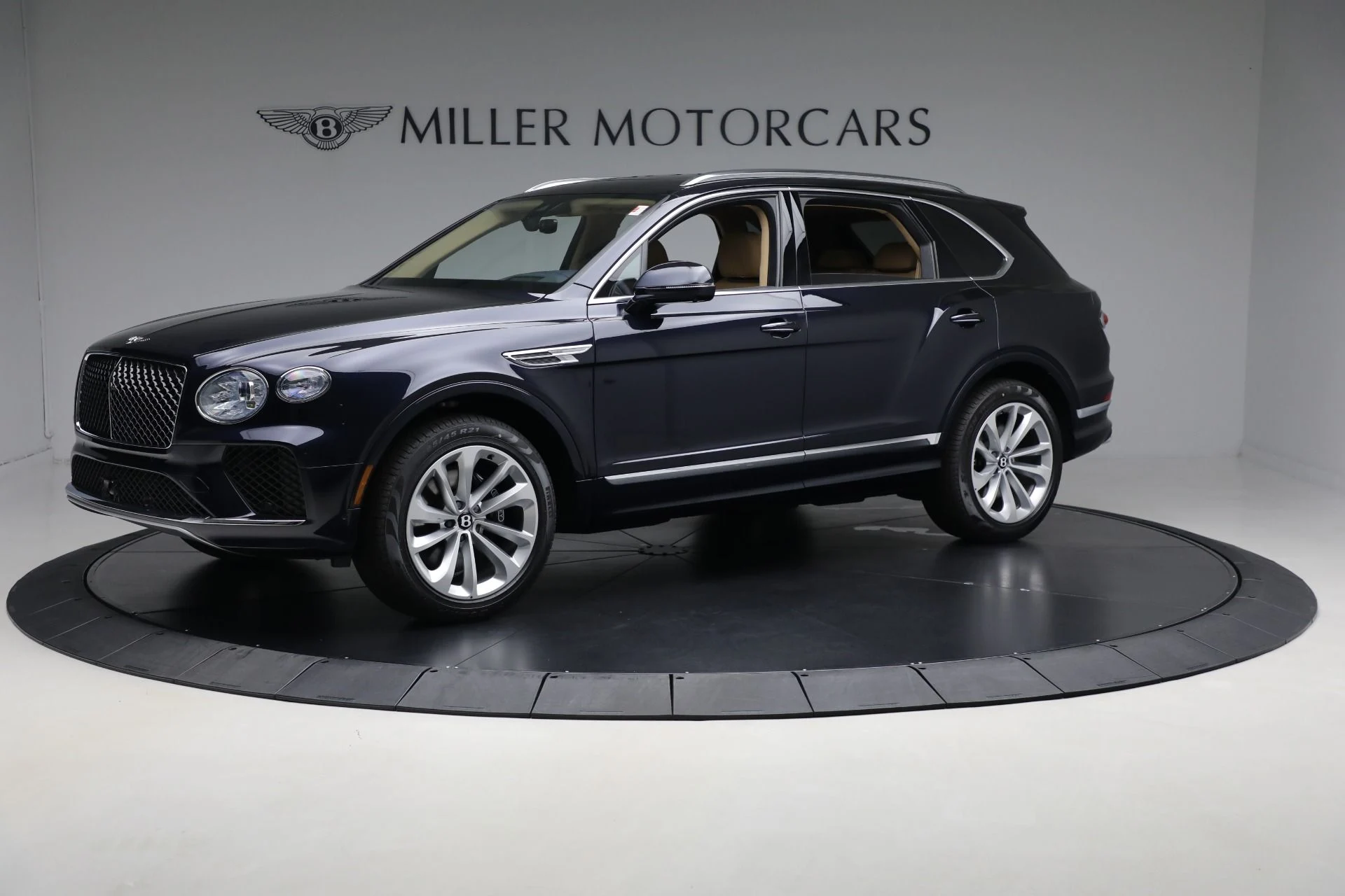 mph001_3245487967_New_2025_Bentley_Bentayga_V8_d09101d19a