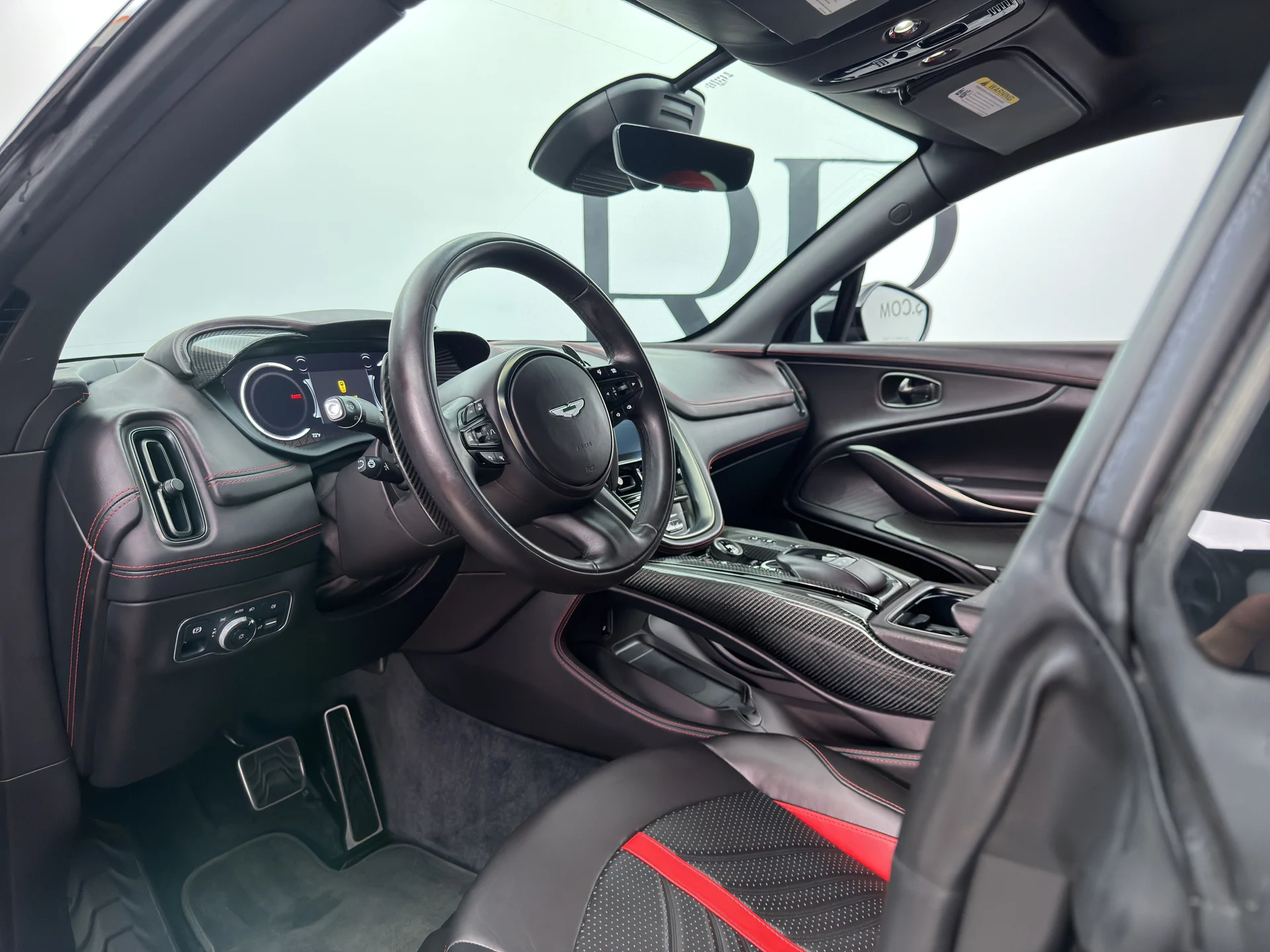 mph001_3246033820_RPA_3780_interior_003_652a4a588a