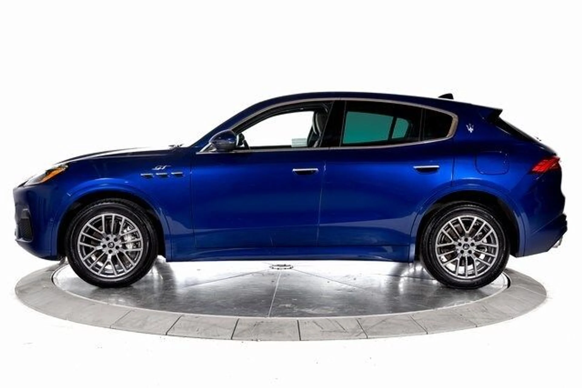 mph001_3254440202_1255357c7a26b3456724cc8e42db3fdbx_9f368cc56a