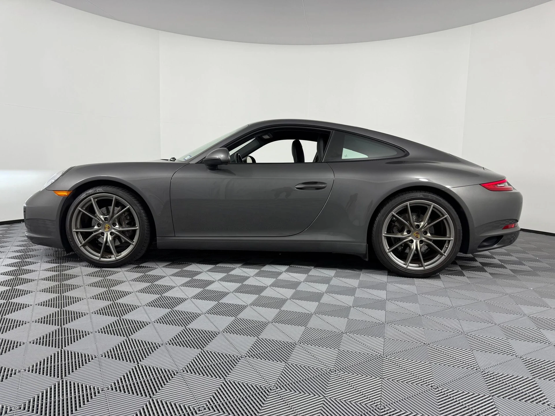 mph001_3255280695_bf0138559c4fafb54752168e4e1f3220x_cf3916c3be