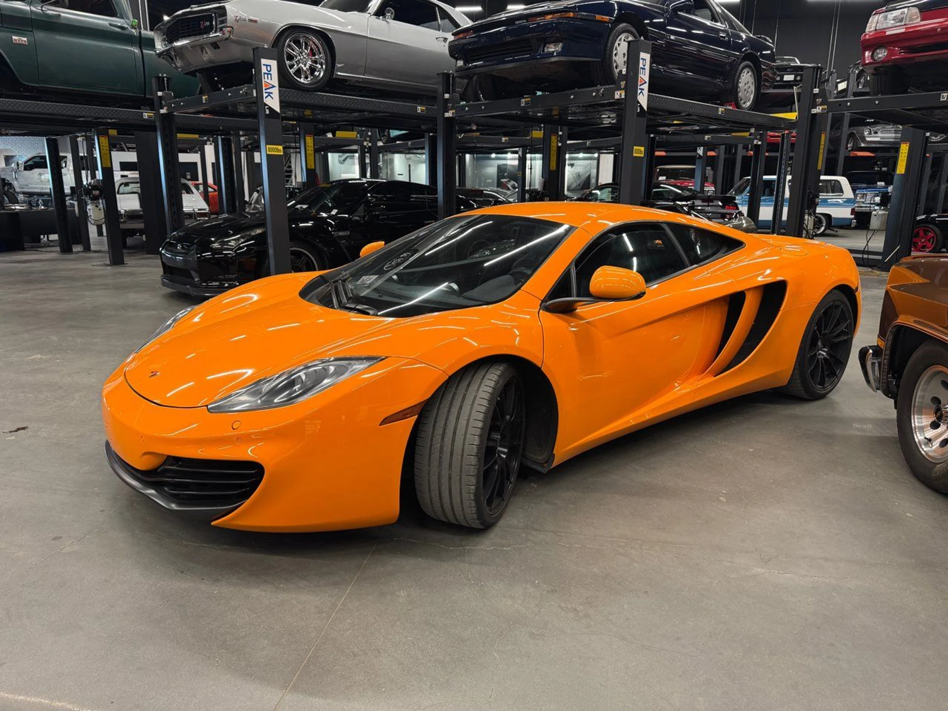 mph001_3272131698_mclaren_mp4_12c_2013_d01ea58975