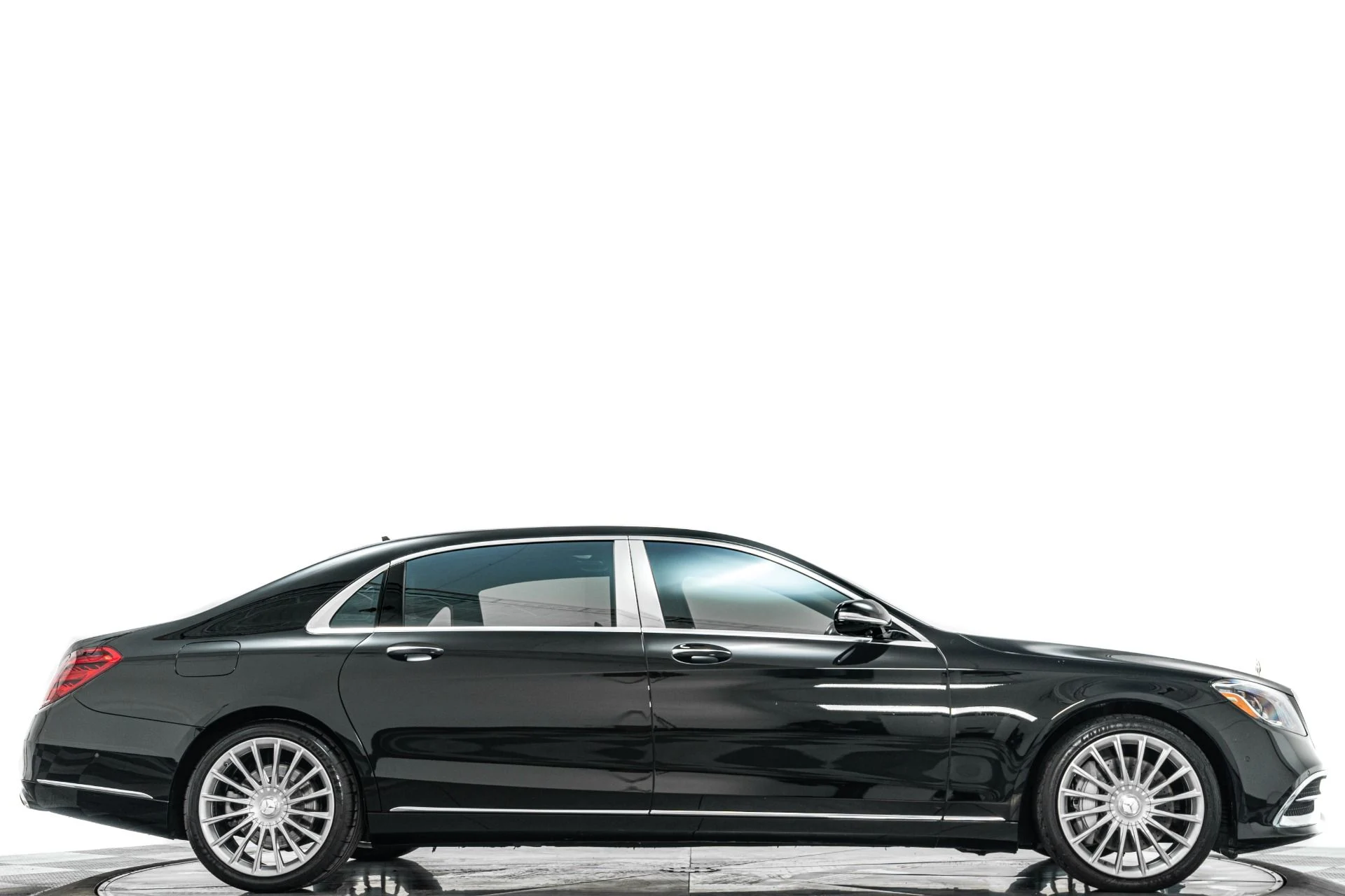 mph001_3273168866_Used_2020_Mercedes_Benz_S_Class_Mercedes_Maybach_S_560_4_MATIC_1776462274_7529b8b028