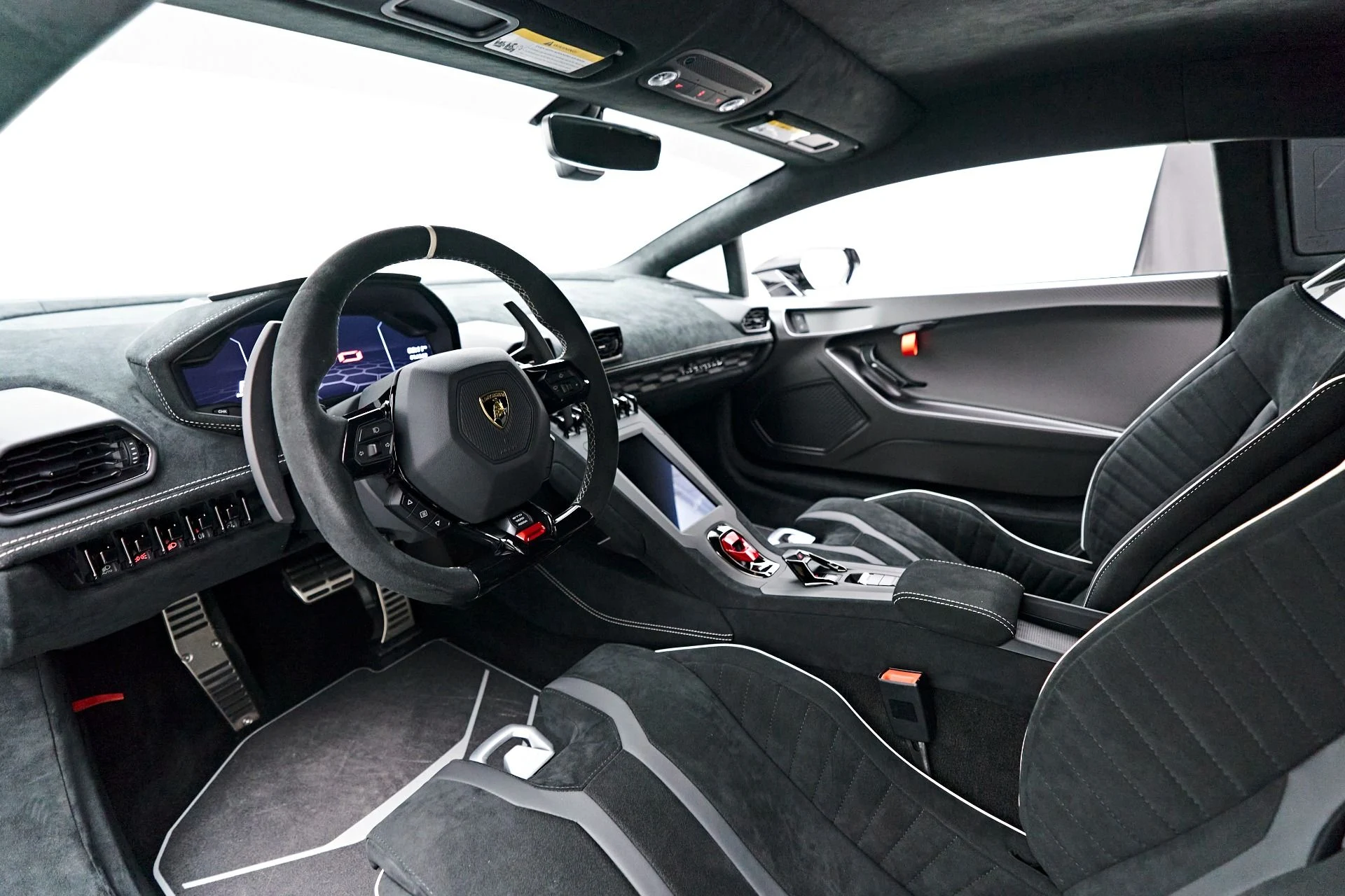 mph001_3276417840_Used_2023_Lamborghini_Huracan_STO_Base_1696892071_6f7a6bc2f8