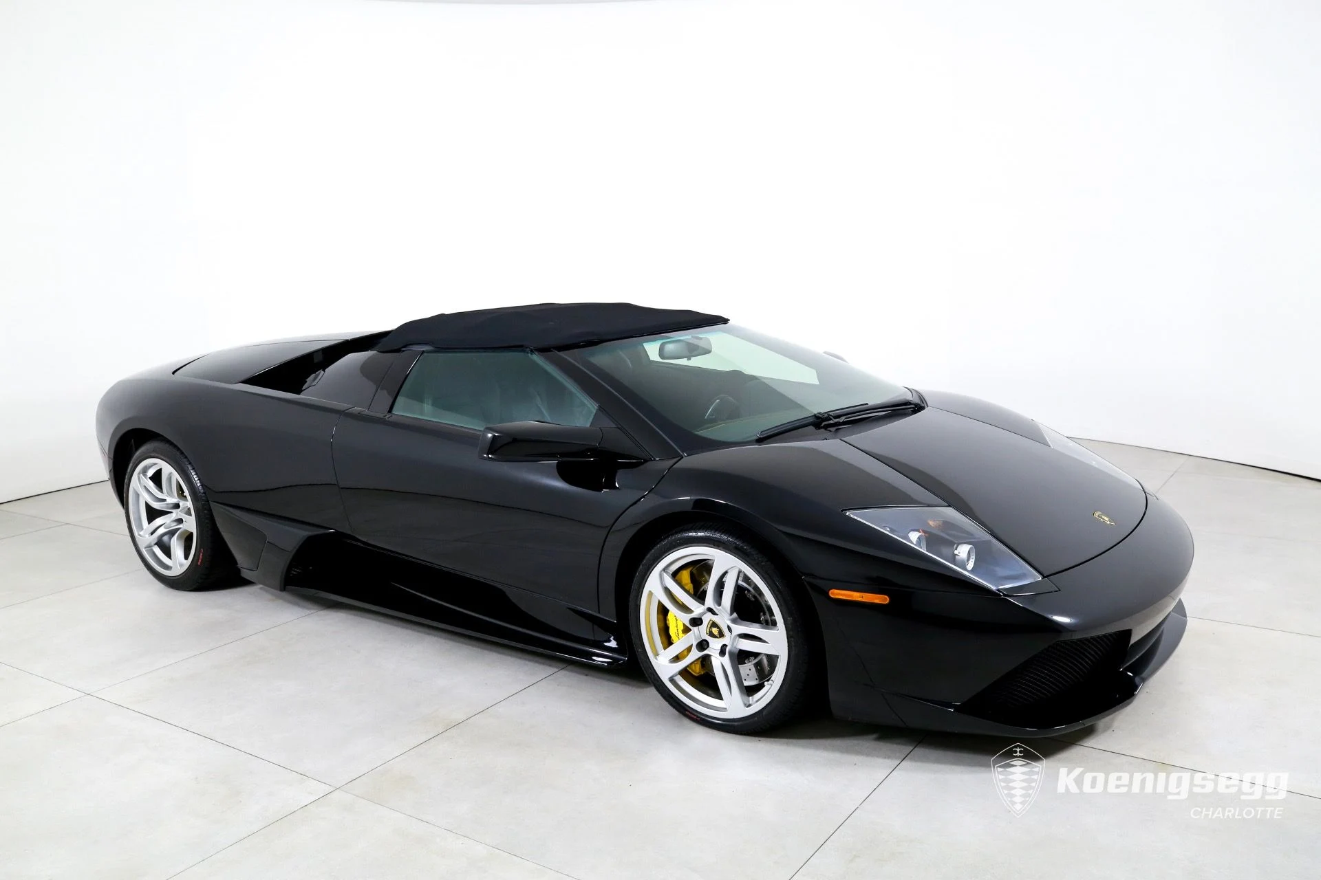 mph001_3282384462_Used_2007_Lamborghini_Murcielago_LP_640_1760983681_09d1f16150