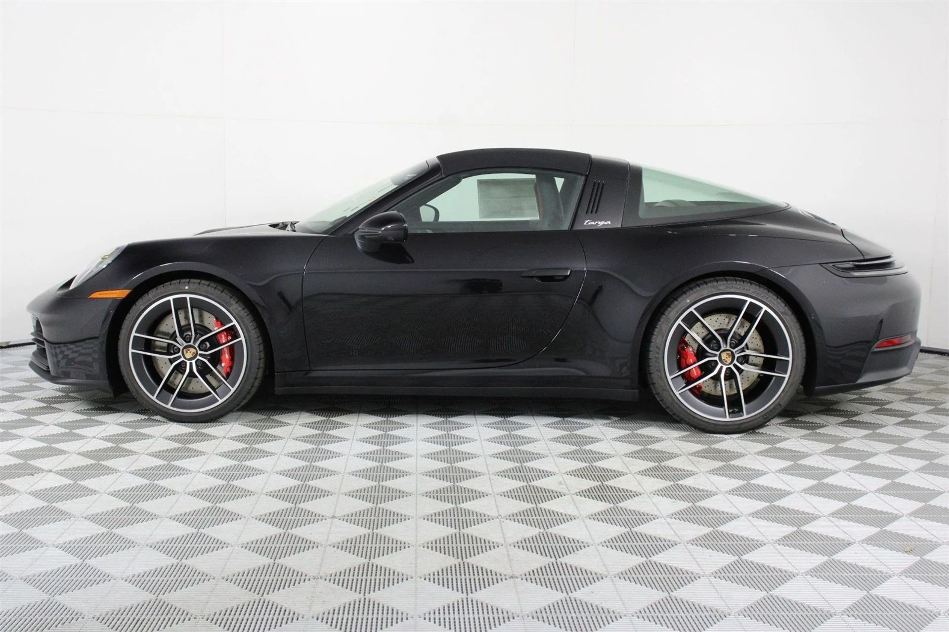 mph001_3282569724_ca8a5179f2b23041059123a1cf229d9c_87ff5c5184