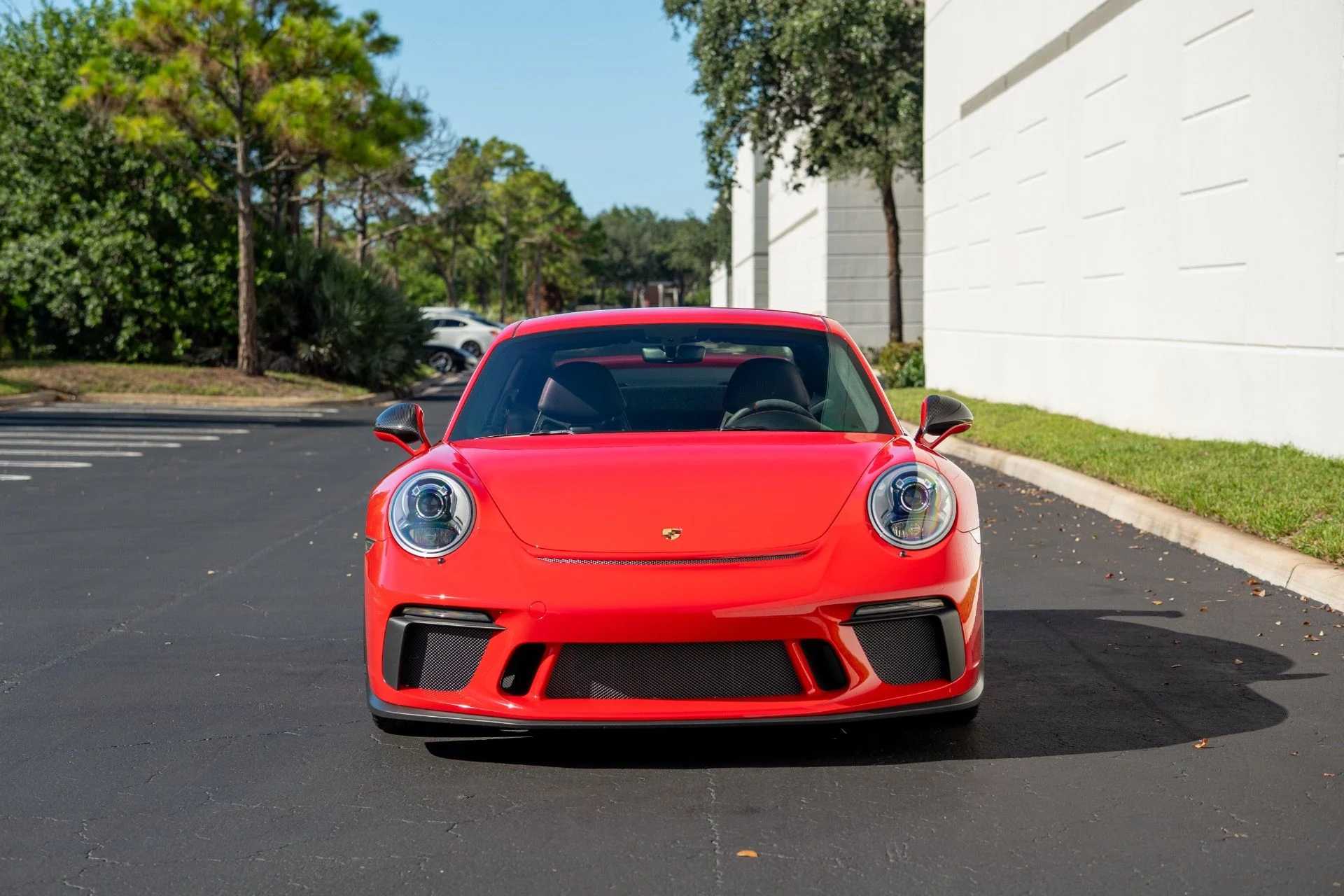 mph001_3283430731_Used_2018_Porsche_911_GT_3_1755032810_e8cc9396e2