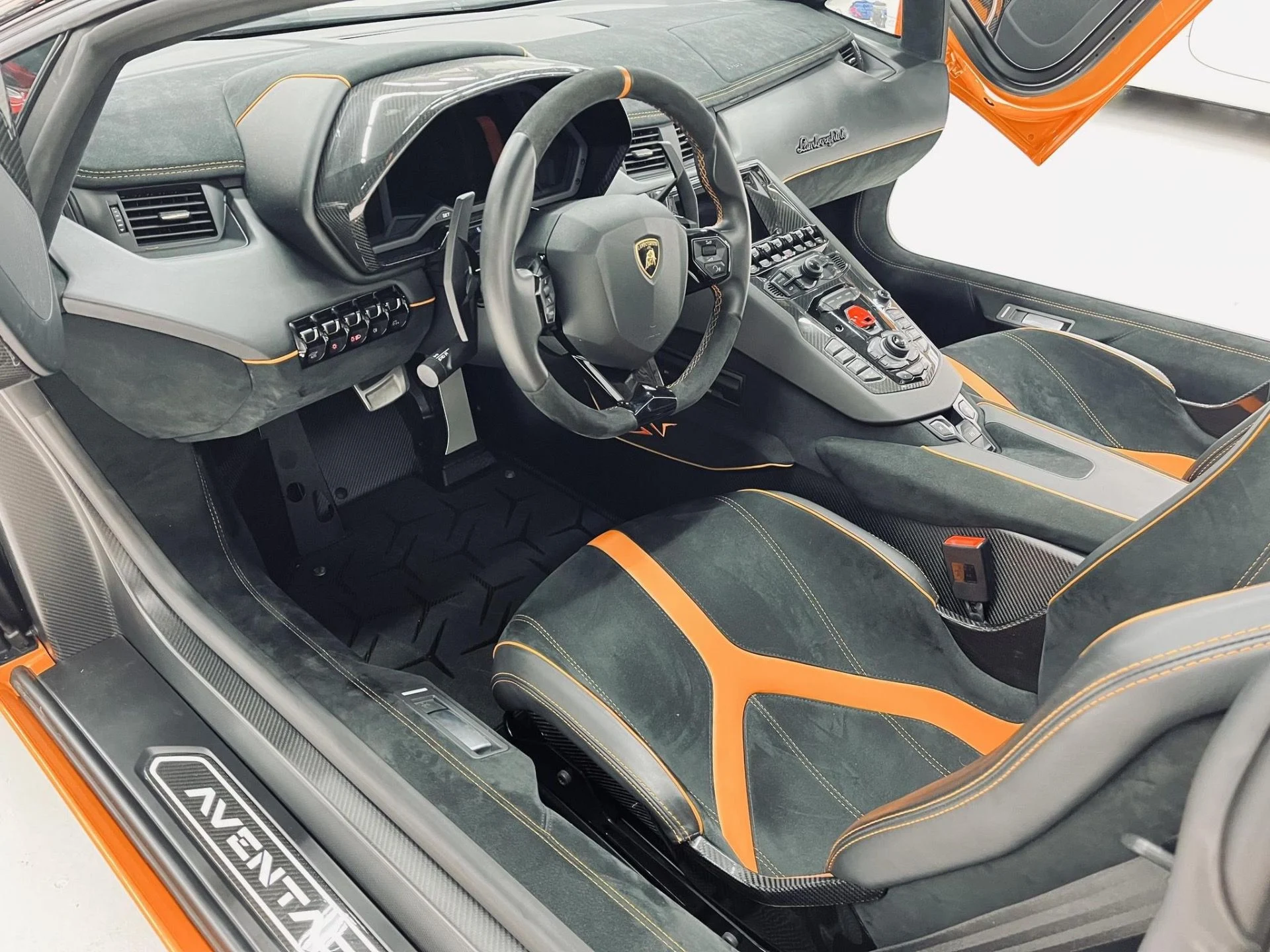 mph001_328670078_Used_2017_Lamborghini_Aventador_LP_750_4_SV_1760729358_420ae6188c