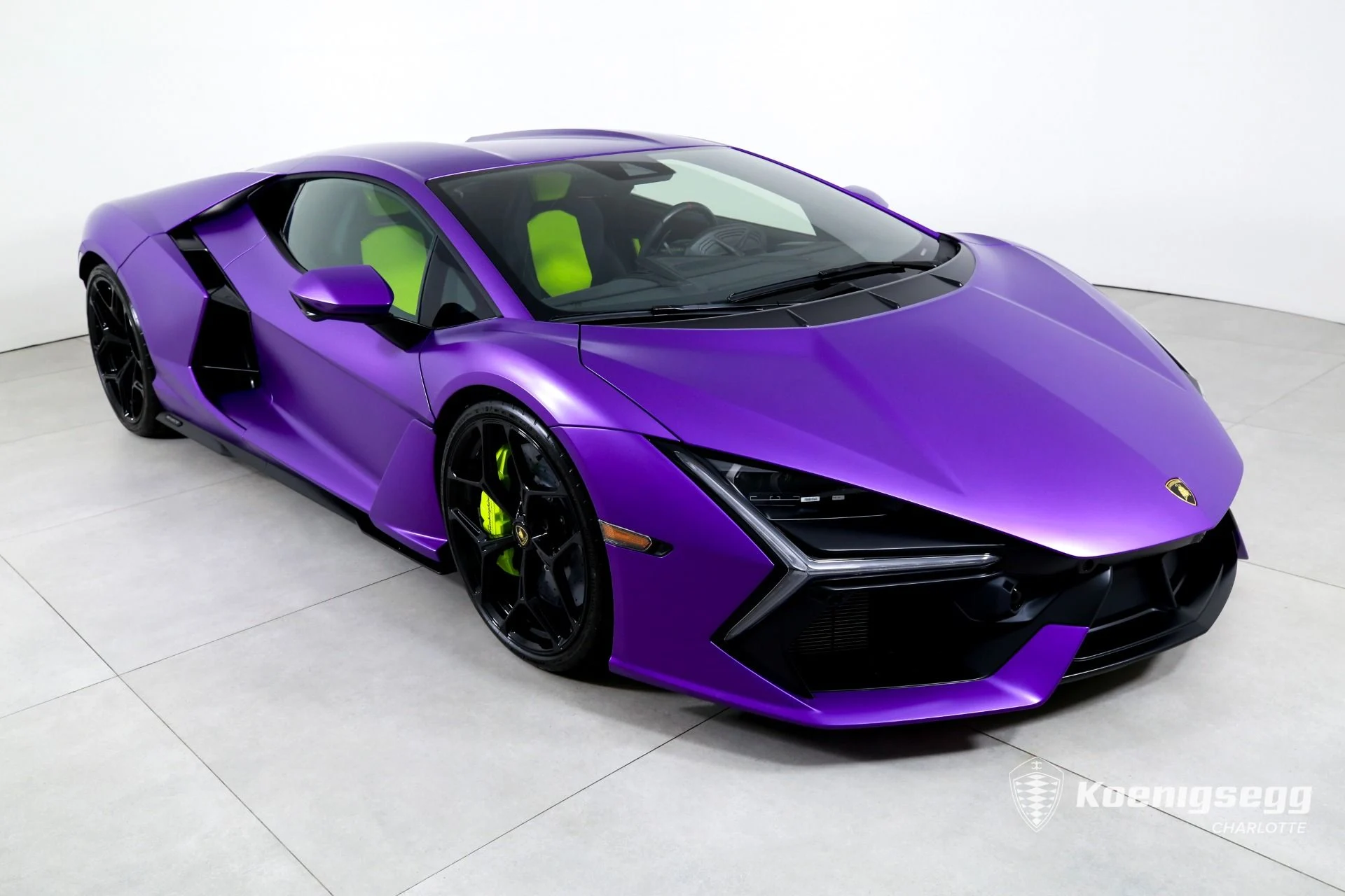 mph001_3286750625_Used_2025_Lamborghini_Revuelto_1783438708_30589710c0