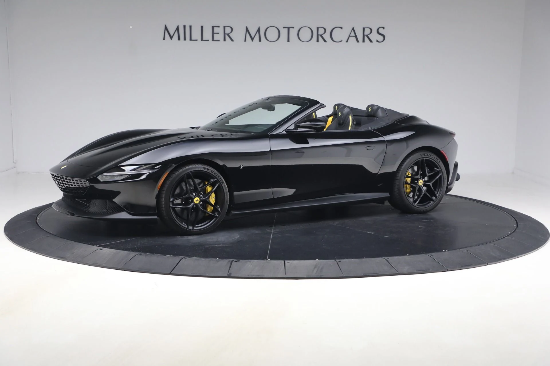 mph001_3290009439_Used_2025_Ferrari_Roma_Spider_1772825641_a8b68aa906