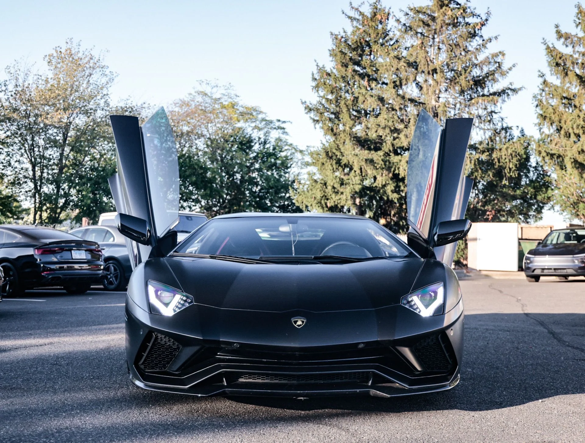 mph001_3298961192_Used_2018_Lamborghini_Aventador_S_1762208336_774bdba664