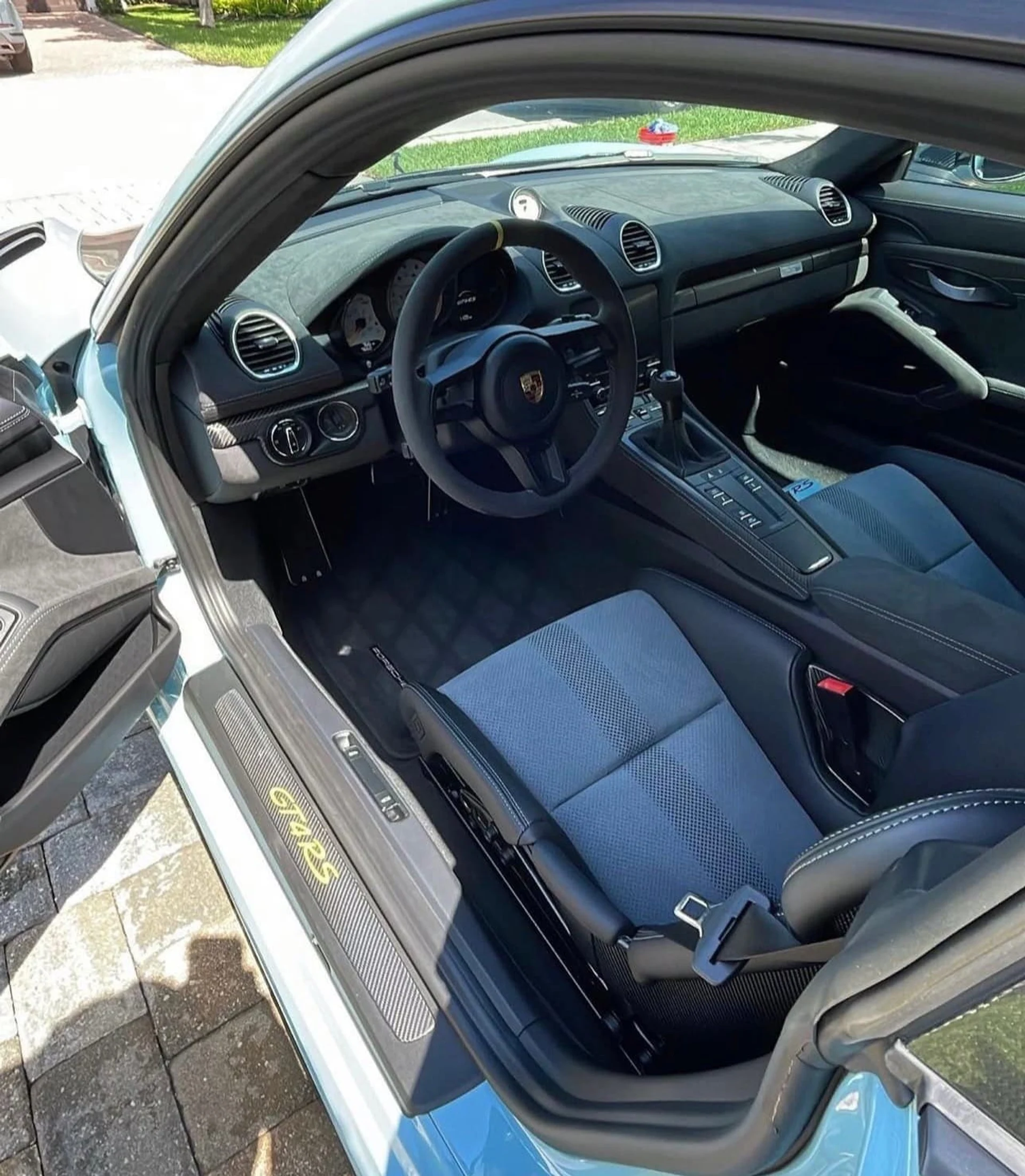 mph001_3299525605_bb9cbc691c0af6fb6523f3fc859b9b06x_eef5ad7fac